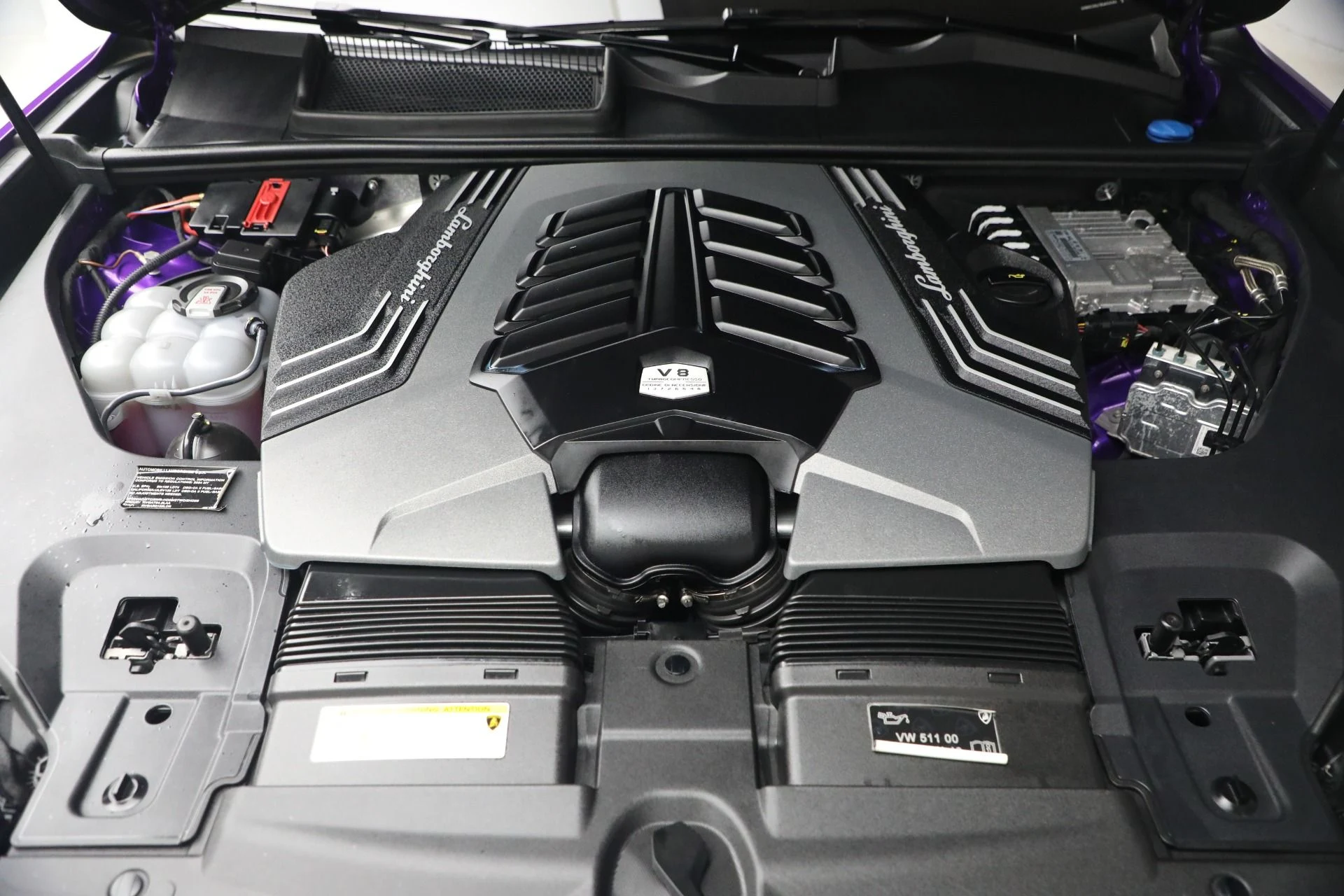 mph031_1193156462_Used_2024_Lamborghini_Urus_Performante_1770476092_1bf2a9bcb3