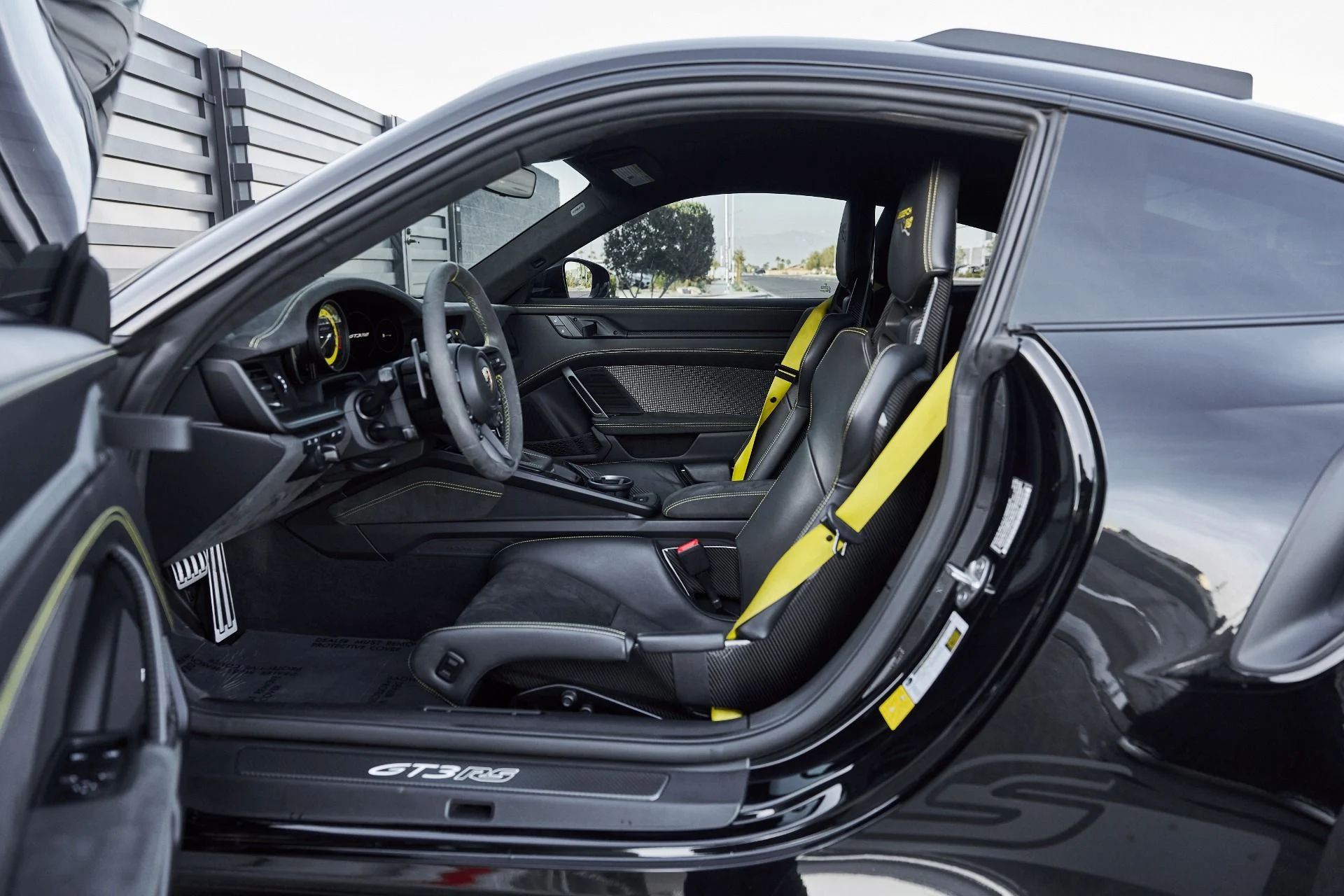 mph031_1198482522_Used_2024_Porsche_911_GT_3_RS_1766112754_b241c522c3