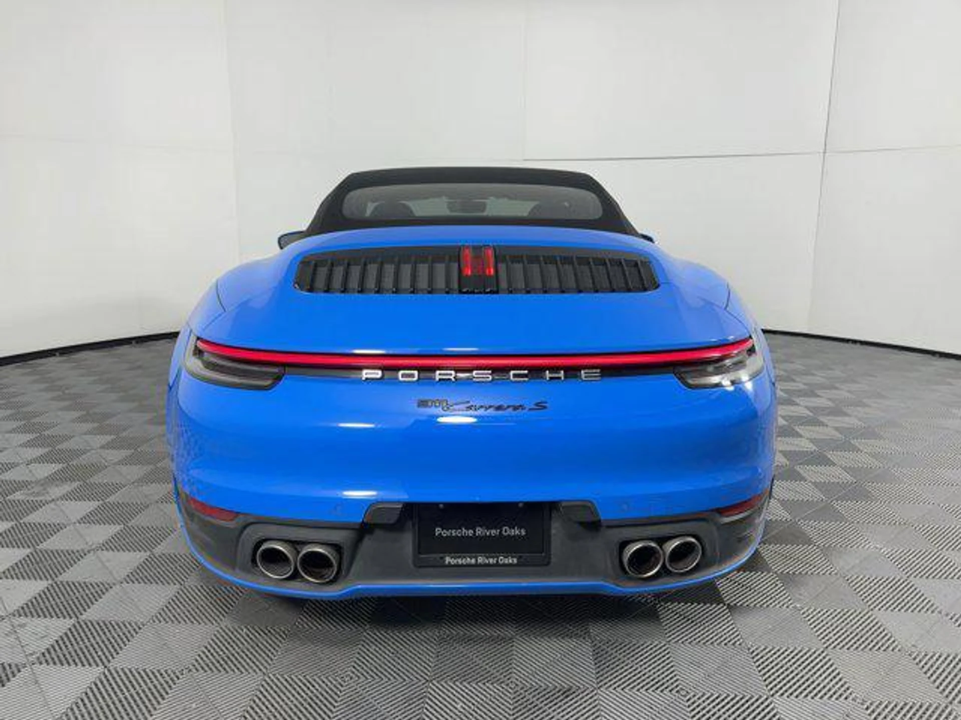 mph031_12082635_Zy6_Oa_Fa_Hr_UB_Oe_Qj_UDA_5_N_Sp_N_E_c801eefc93