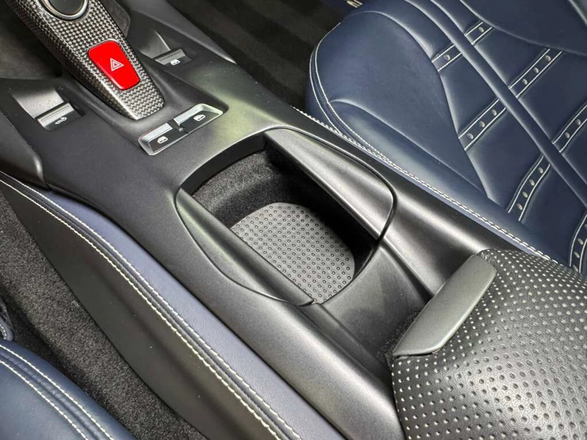 mph031_1213548353_f3c84ae2f9282ecc43691cad1e166274_9e85951376