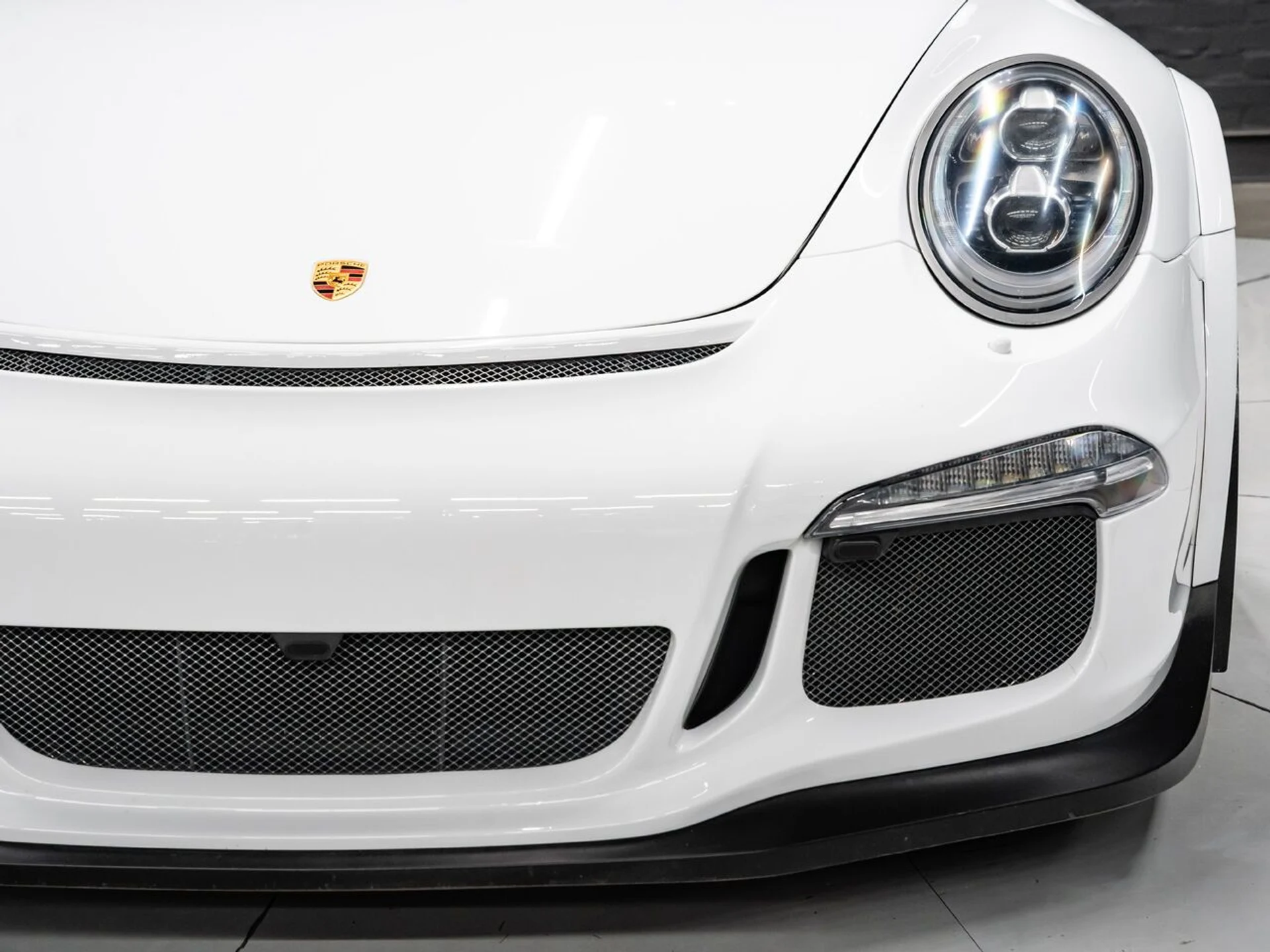 mph031_121486928_porsche_911_2015_9c21ae1eb3