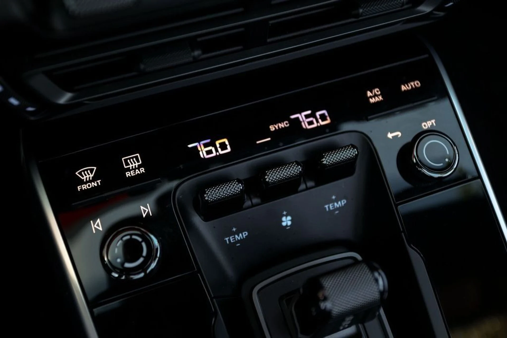 mph031_125483834_b064e4b75b4c3362b547f4fc614f8cd3_1422f96452