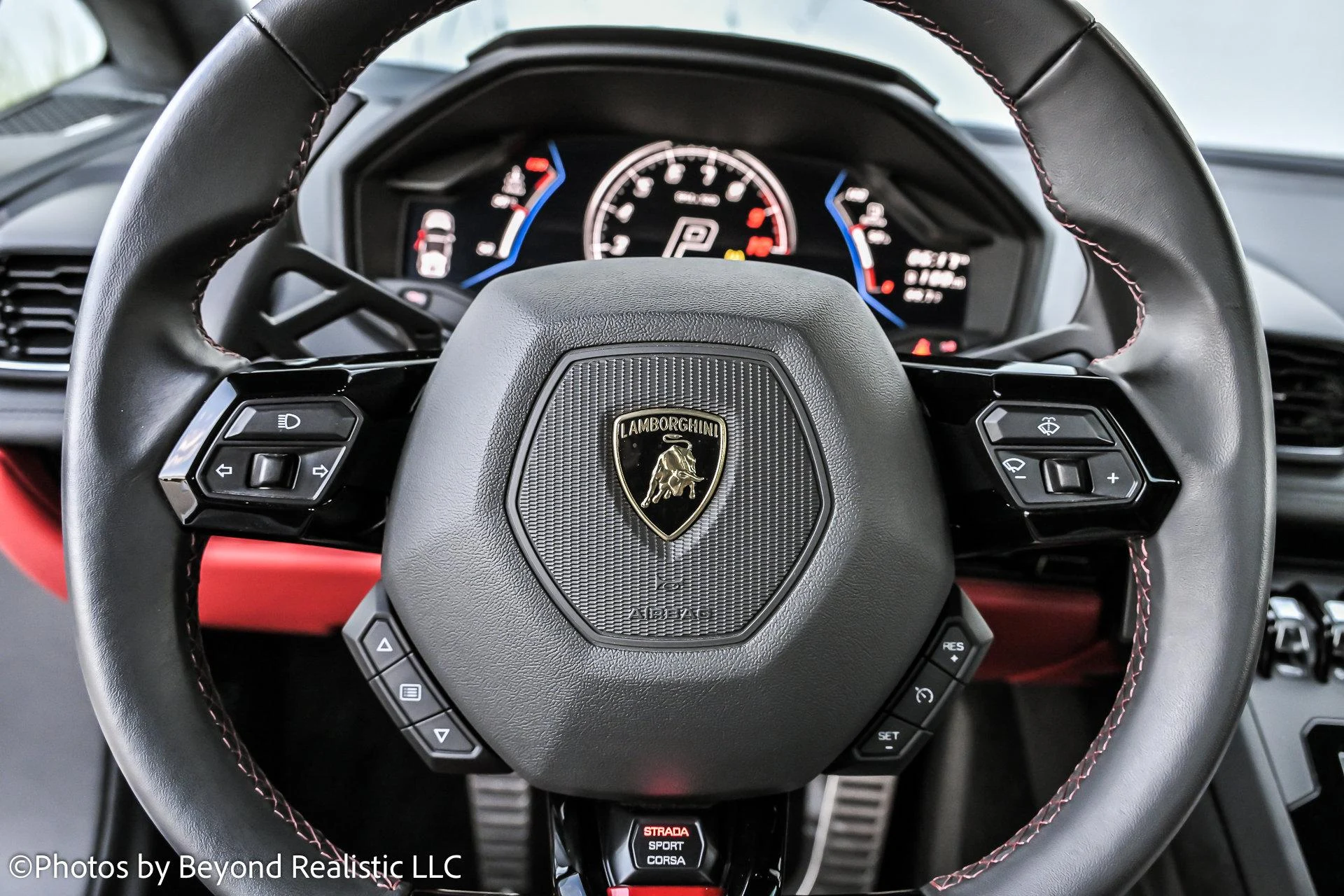 mph031_1256632588_Used_2024_Lamborghini_Huracan_EVO_Spyder_1755331841_c3a8b9ae88