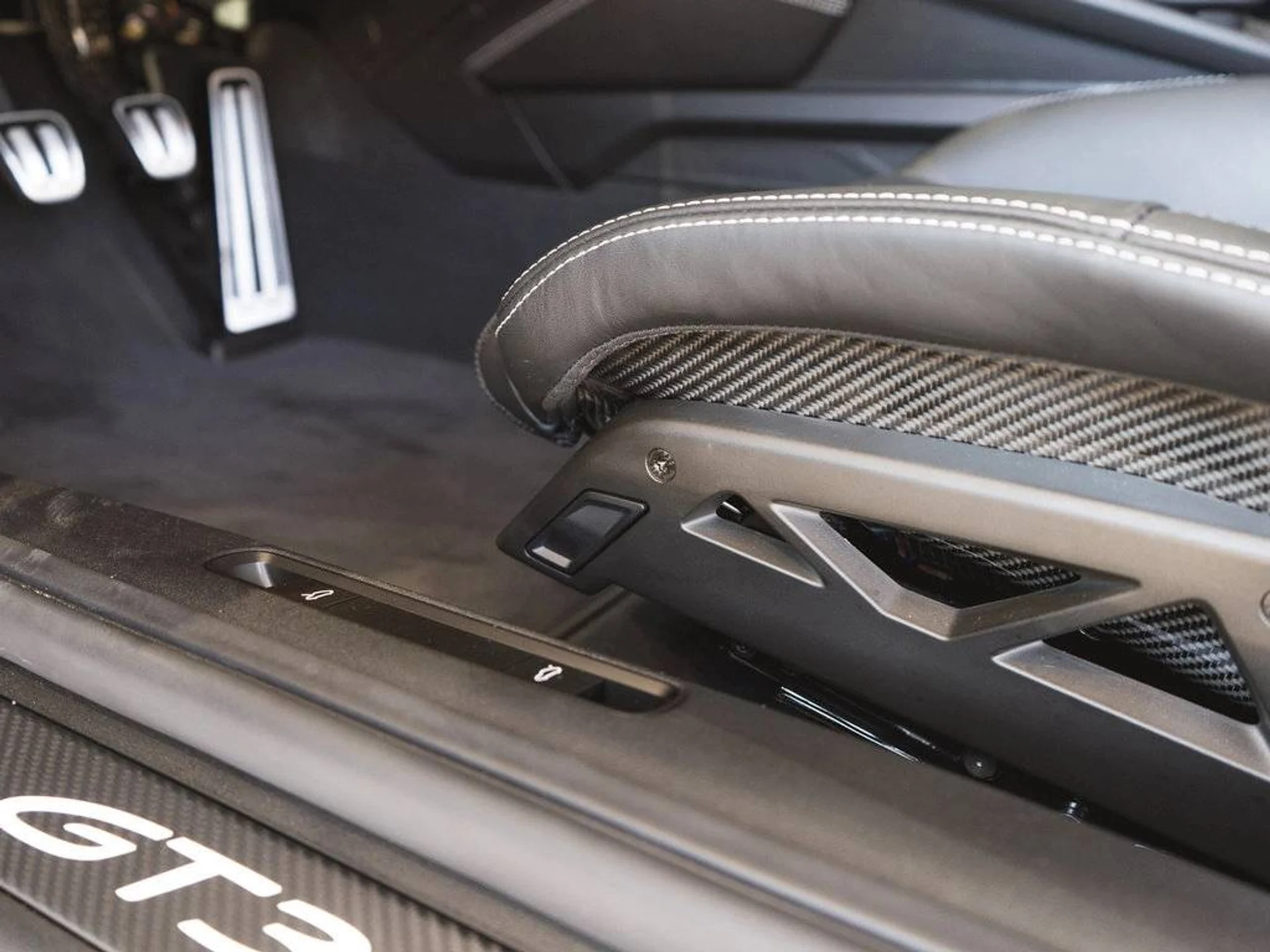 mph031_1259857838_1280_fa63387c85