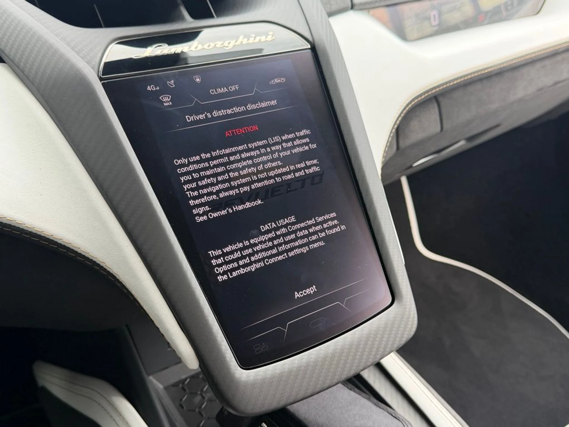 mph031_1263684389_a82d88f4aaa4c2551db612ad14b50af7x_0f76d53046