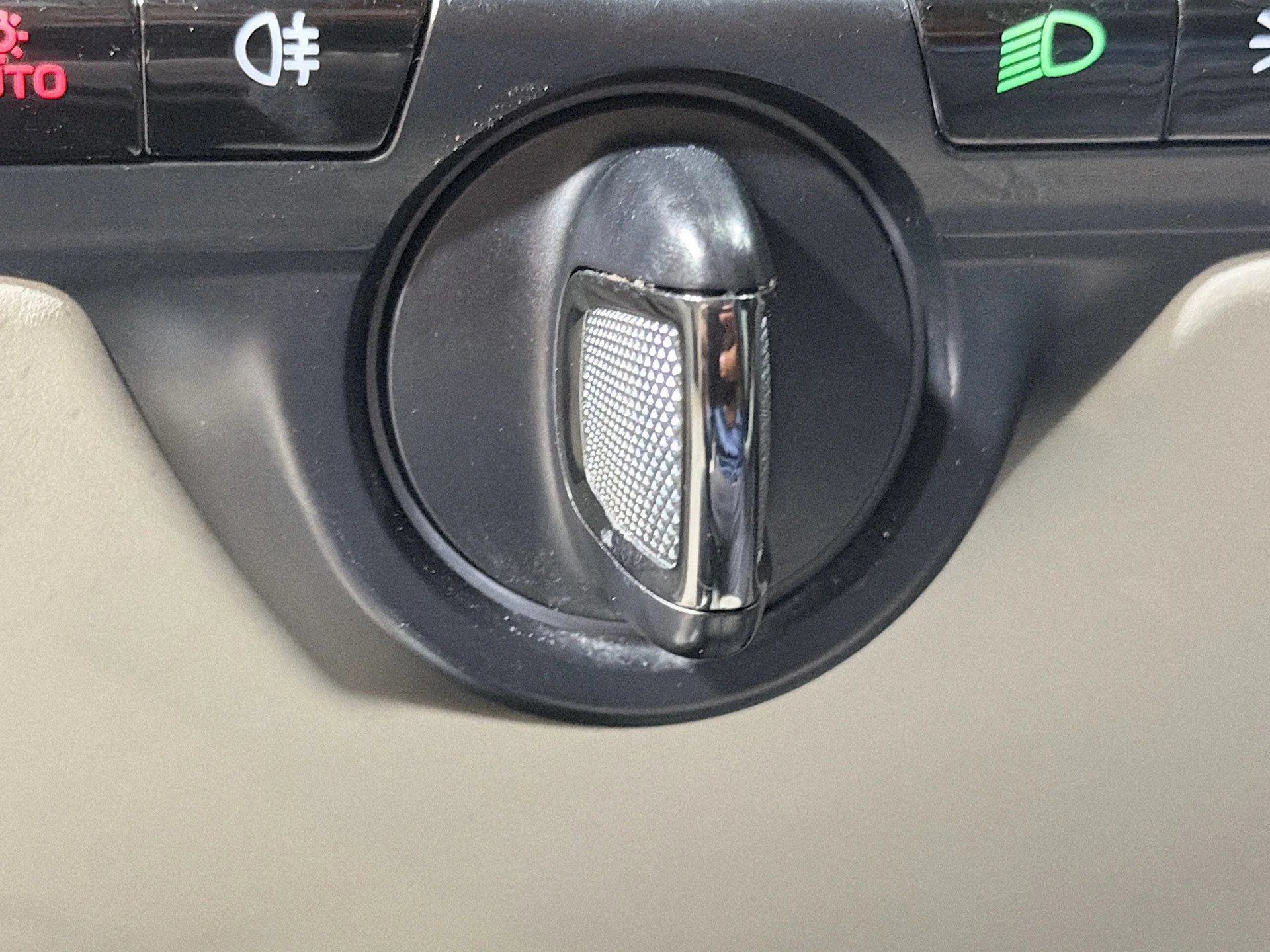 mph031_1276123266_11ce09294f6ca673b46b2eedd39e68cf_033ecbe256