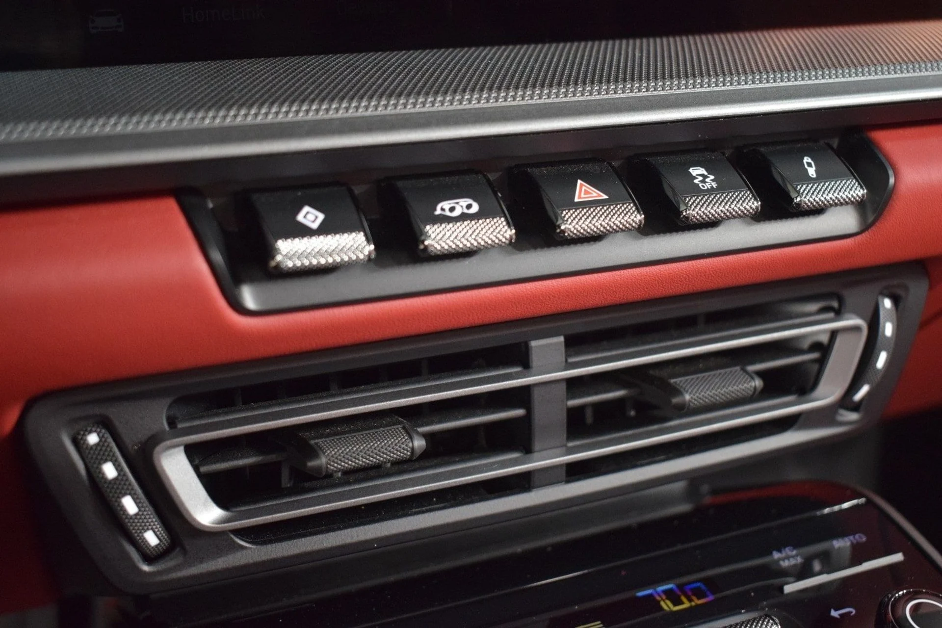 mph031_1286483259_fcdad3396d7c599356c255729735b3e9x_05e5015ee4