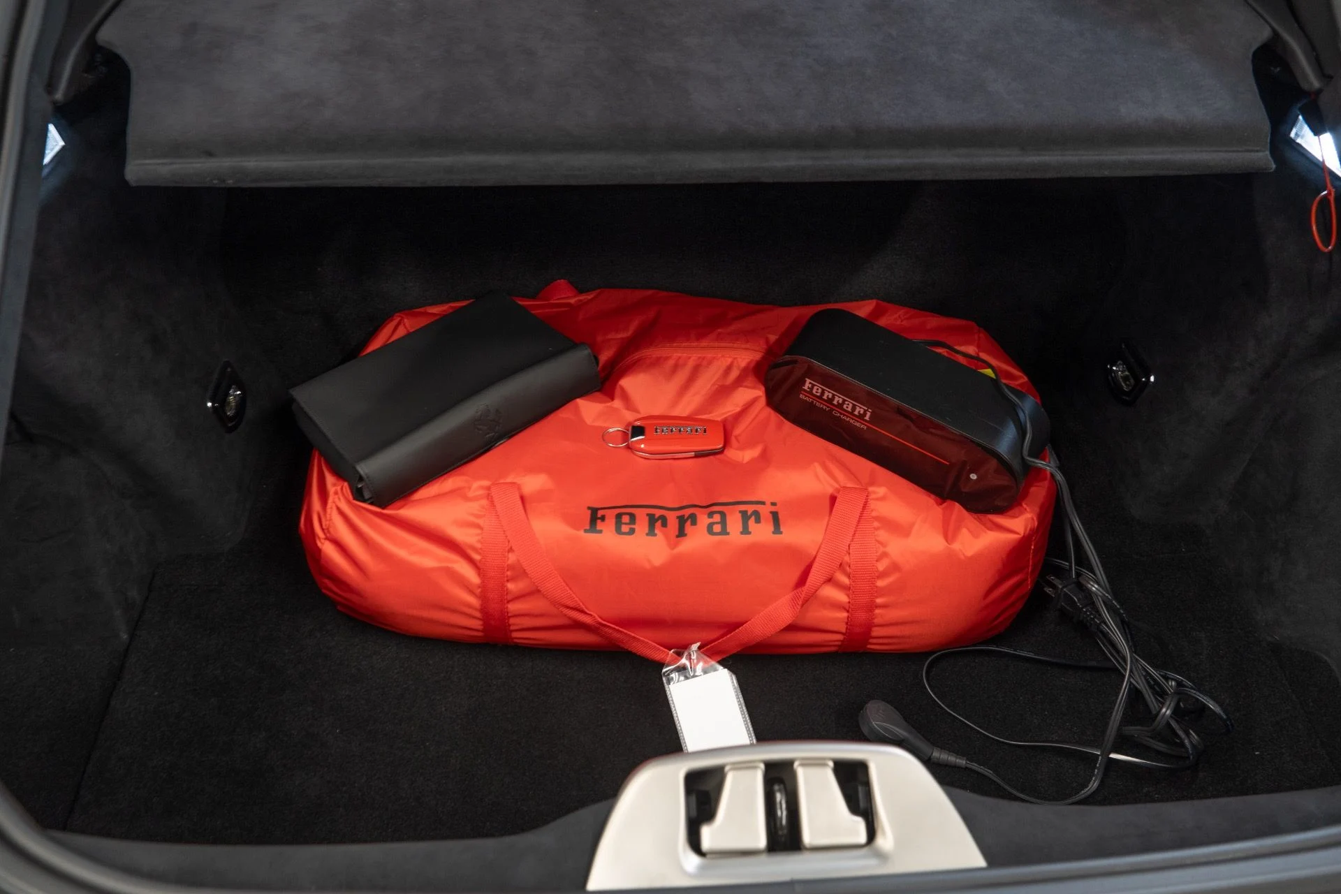 mph031_1295657136_Used_2020_Ferrari_812_Superfast_1757714857_adf5f8c5bc