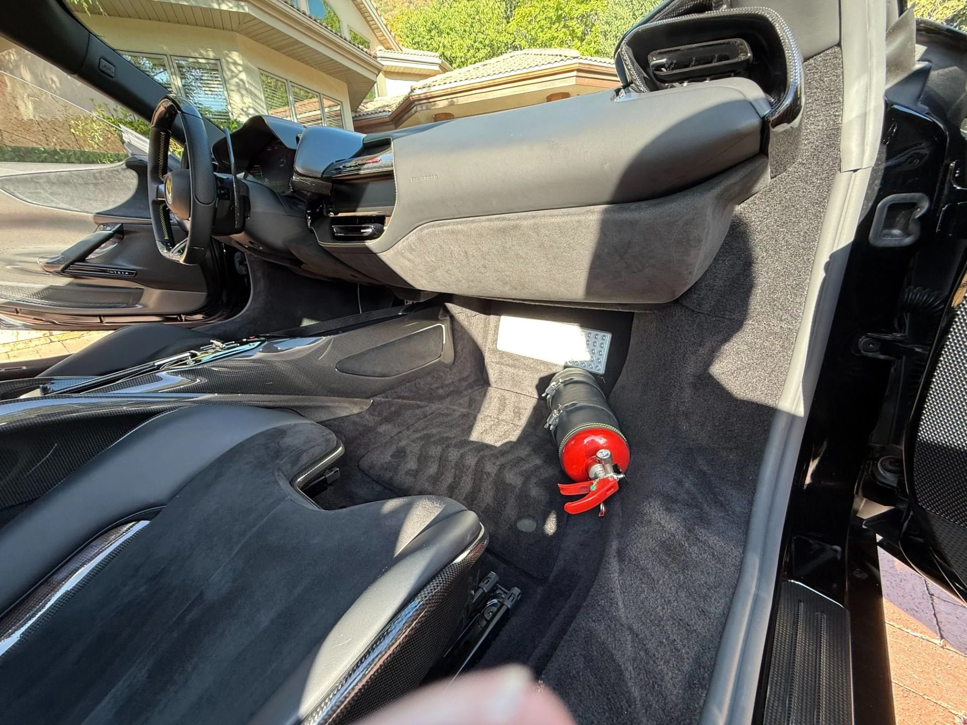 mph031_1300326714_Used_2021_Ferrari_SF_90_Stradale_1770239009_06e5281a1e