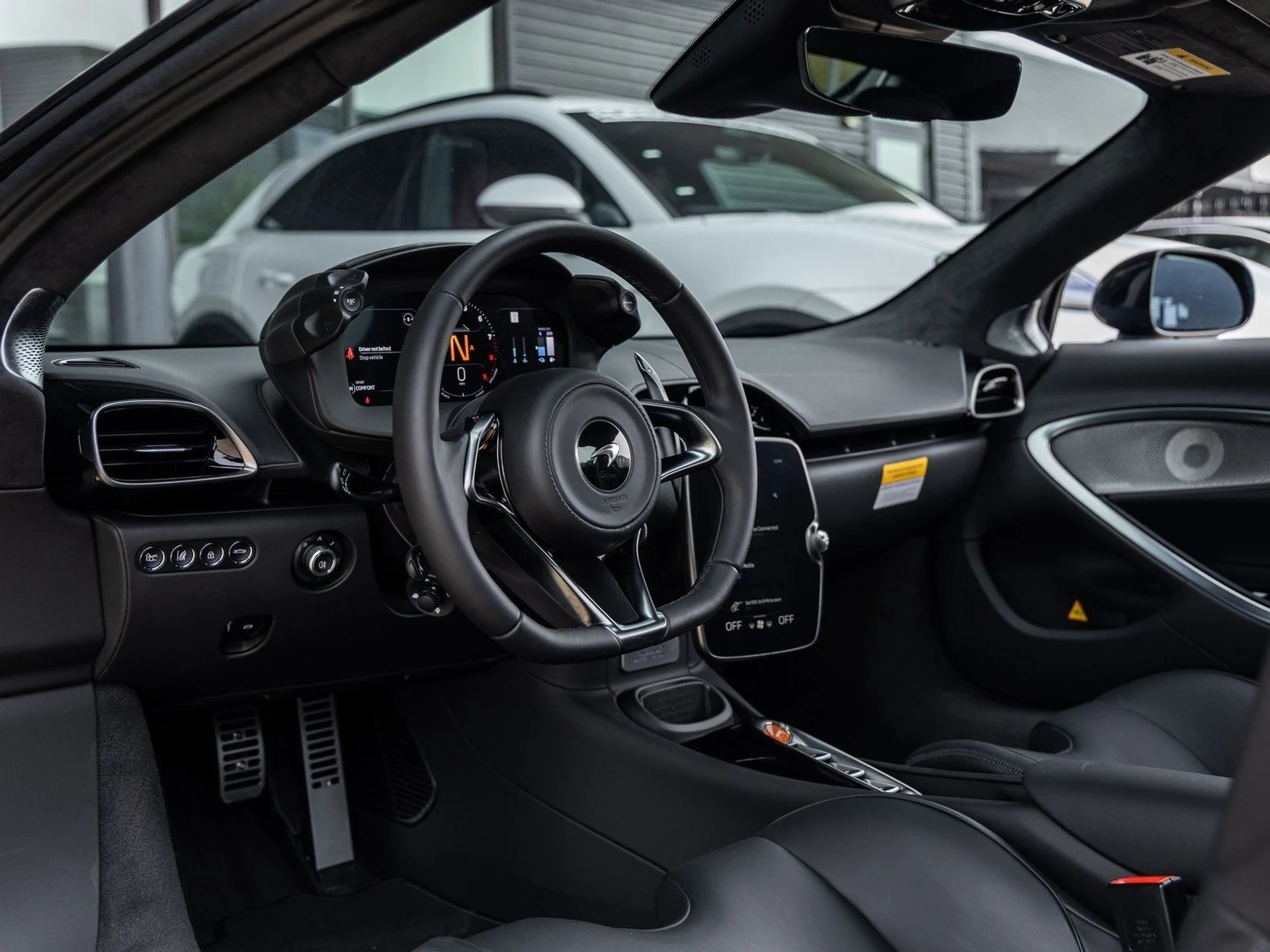 mph031_130097977_32_5943dddf56