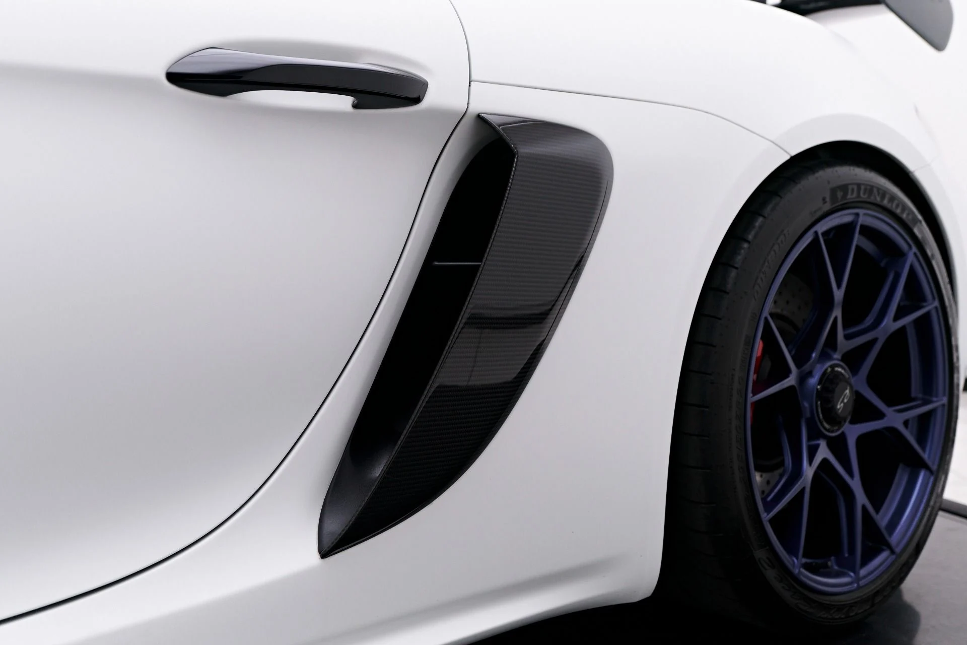 mph031_1313225756_Used_2025_Porsche_718_Cayman_GT_4_RS_1754674090_038feeeee8