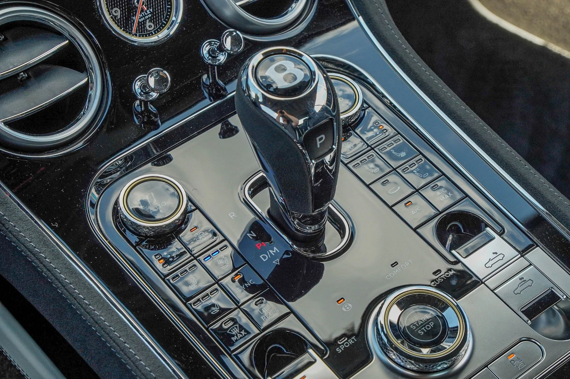 mph031_1322372600_Hi_Tech_Luxury_Imports_LLC_SCBDR_4_ZG_4_SC_020836_image_31_2d12c26f8f