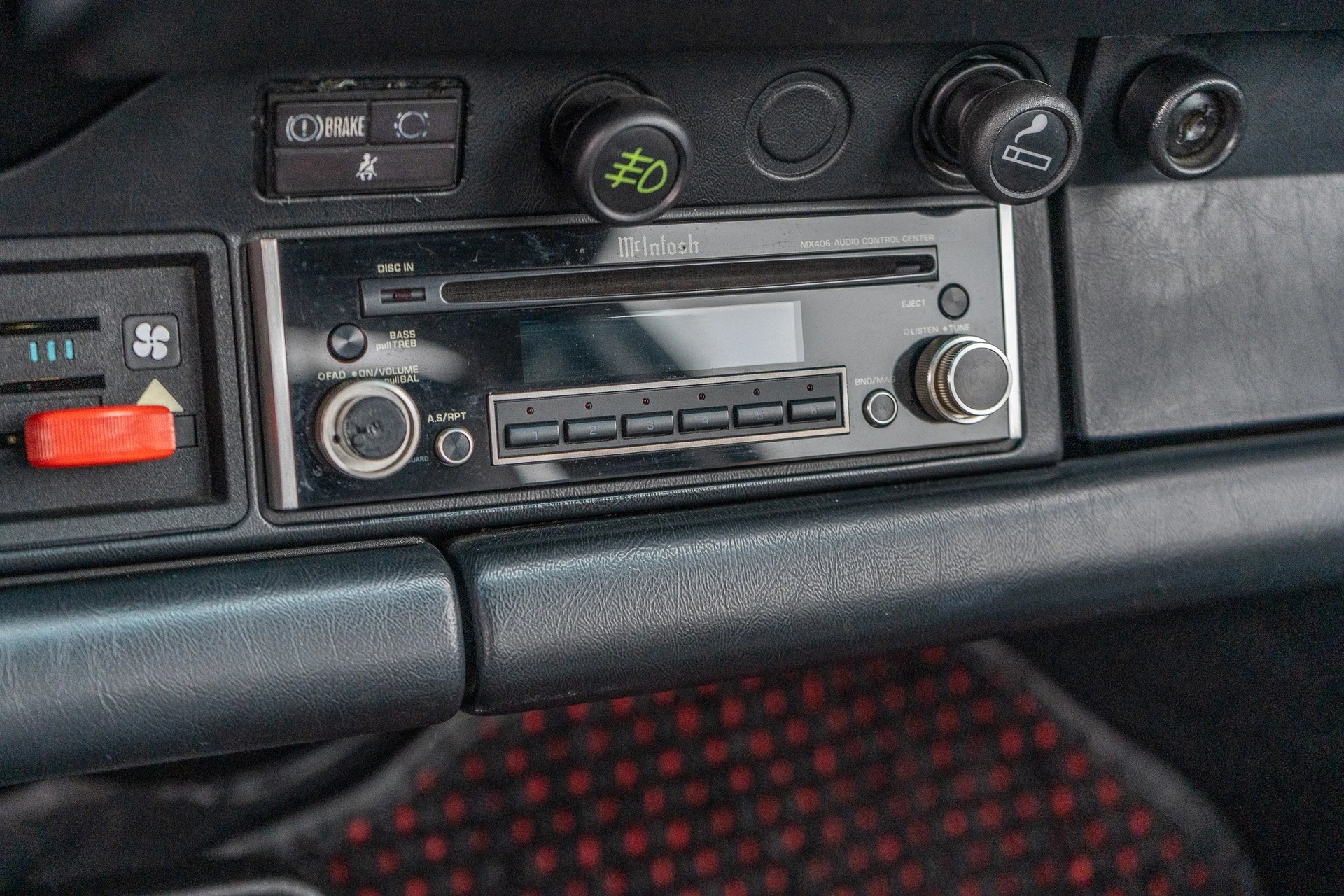 mph031_1323861584_32_106793f528