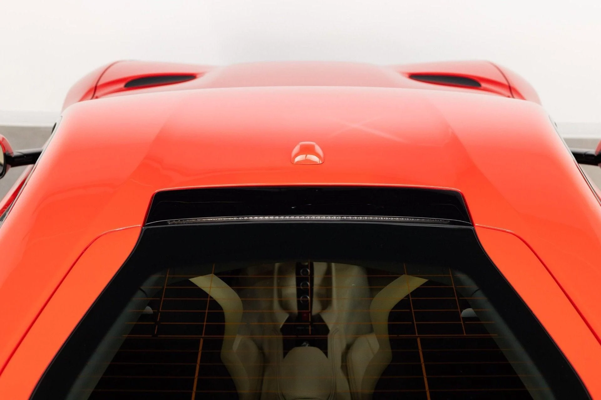 mph031_1330977161_Used_2018_Ferrari_812_Superfast_1777368508_f13951901f