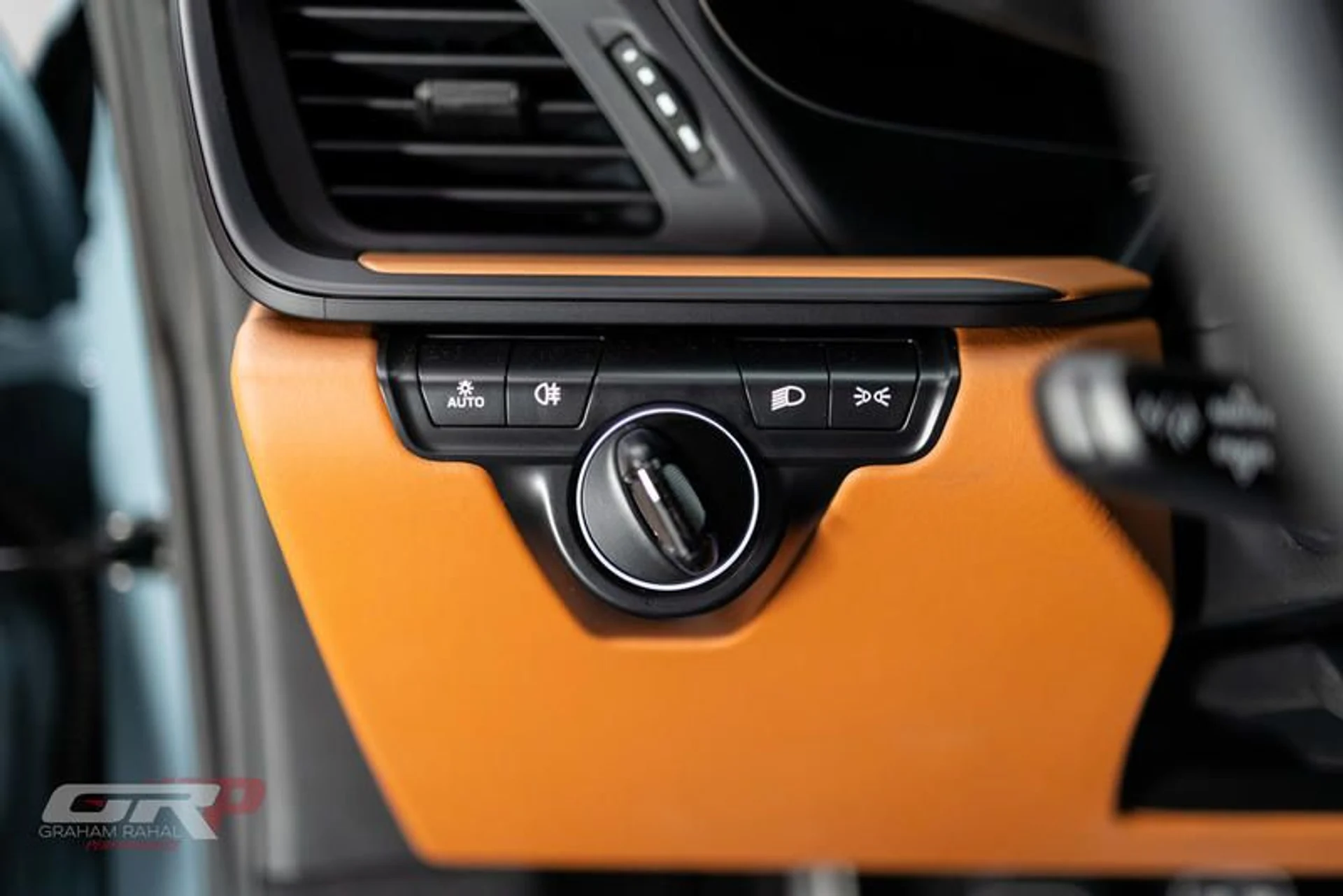 mph031_1336890752_63083_B30_6_D3_B_4_F00_AECE_4_B709559_FA_78_d736e5ad00