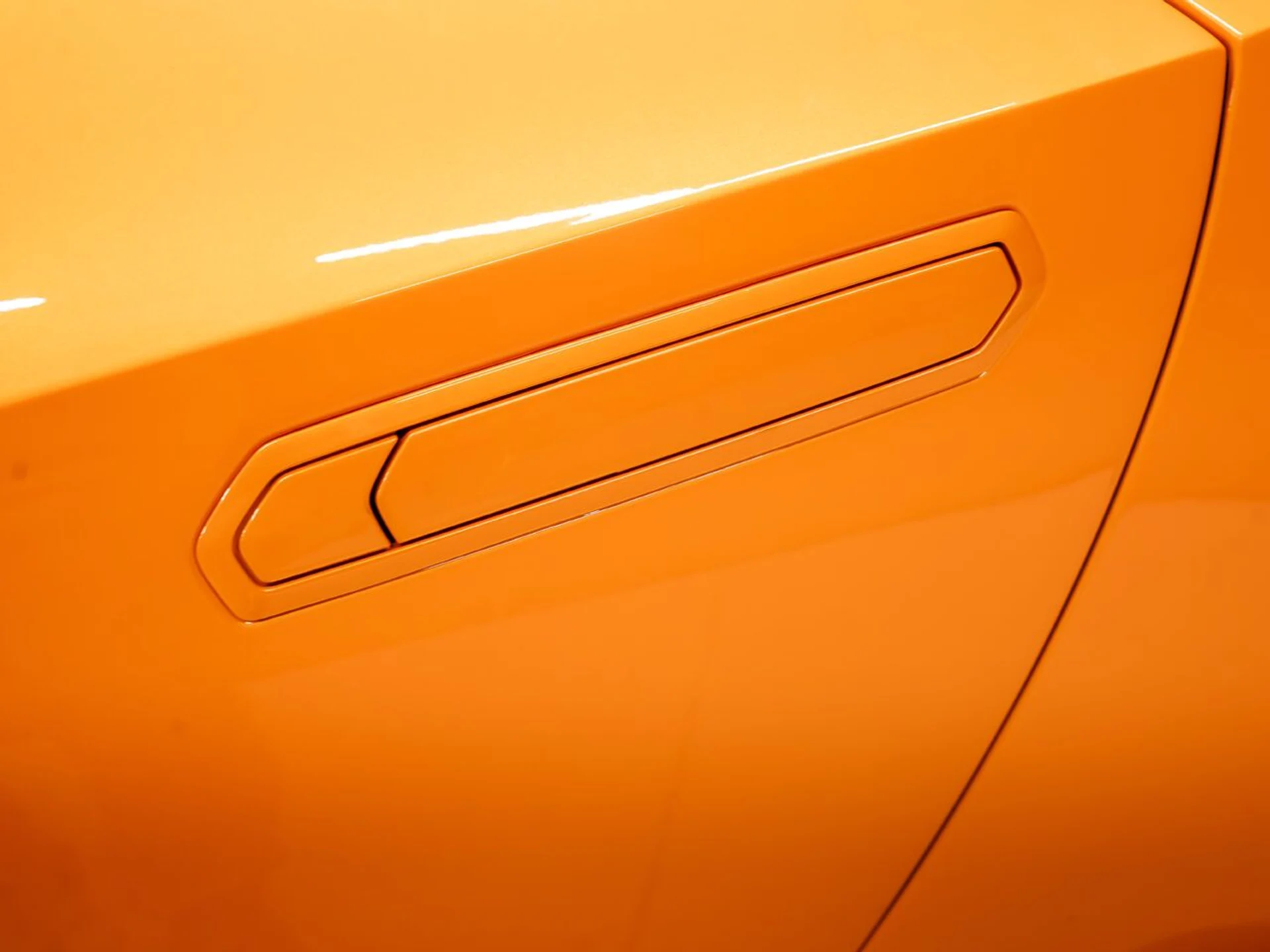 mph031_1341885369_lamborghini_huracan_2023_641e35c5c3