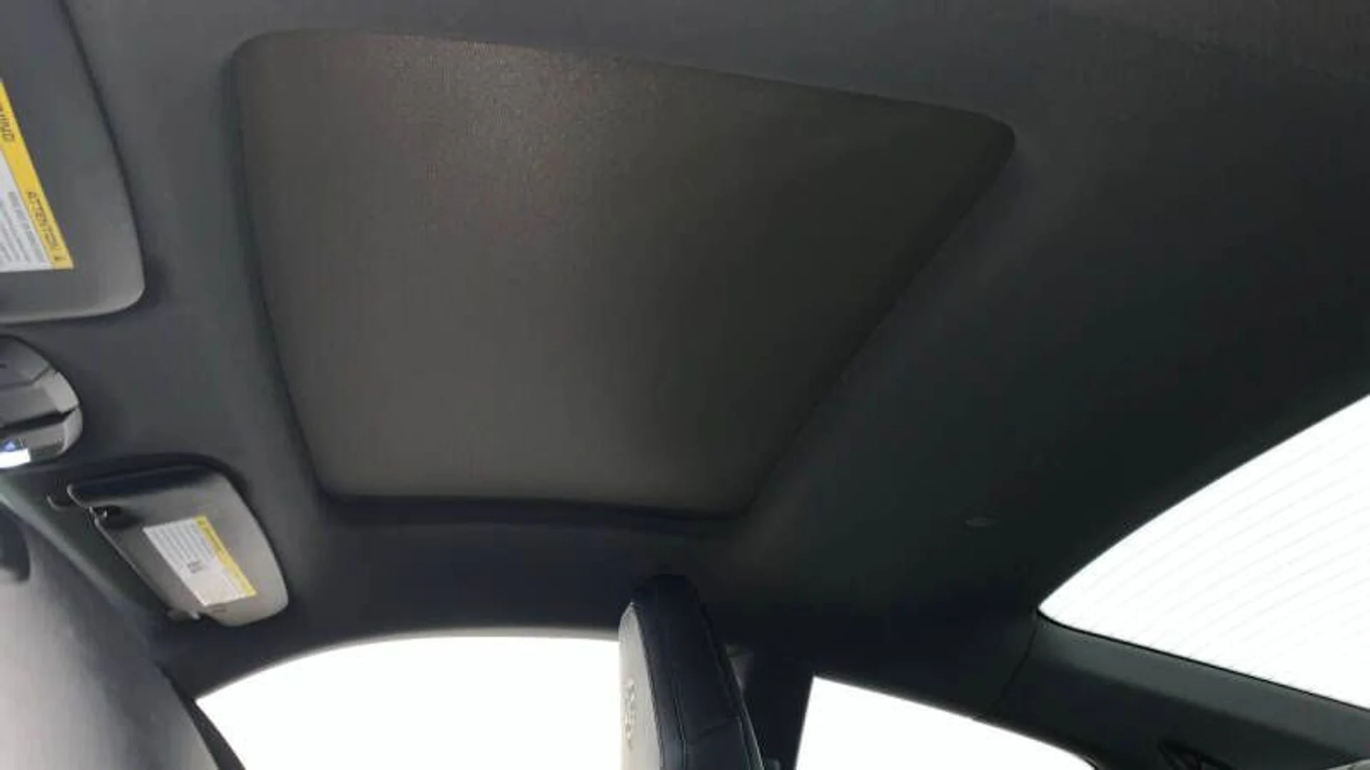 mph031_134714444_2025_porsche_911_carrera_2dr_coupe_038c3ae016