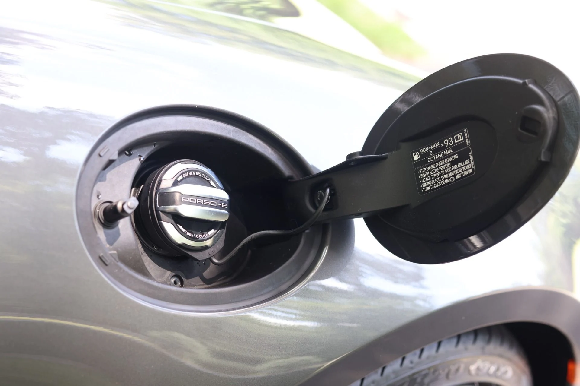 mph031_13501405_Used_2021_Porsche_911_Carrera_4_S_1782945375_ad17863447