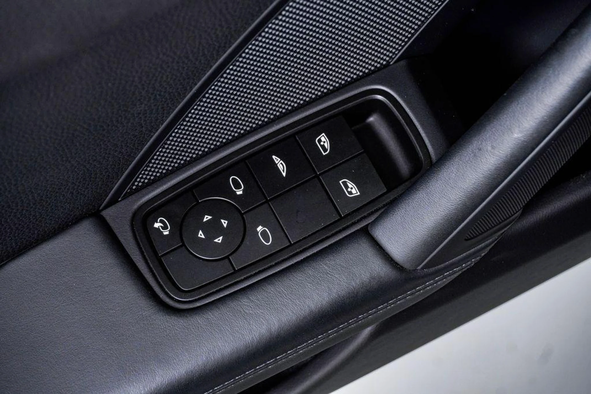 mph031_1354344217_CL_94_PJS_6_ES_8_Fj_T1_H_gt1_L_Ay_Tt_Kk_7a3b3f53d0