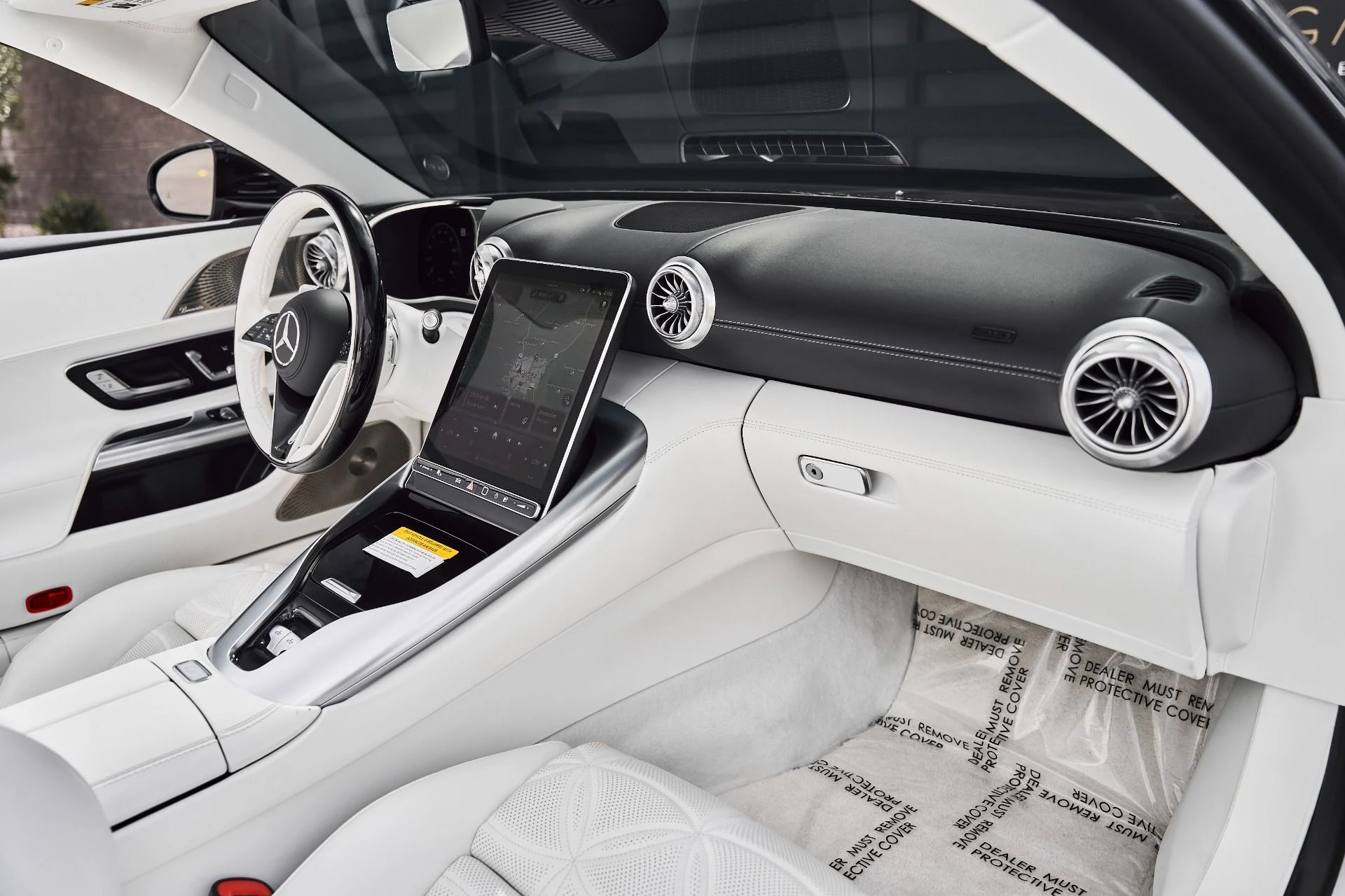 mph031_1358220474_Used_2026_Mercedes_Benz_SL_Class_Maybach_SL_680_1777159945_1ad4b8610a