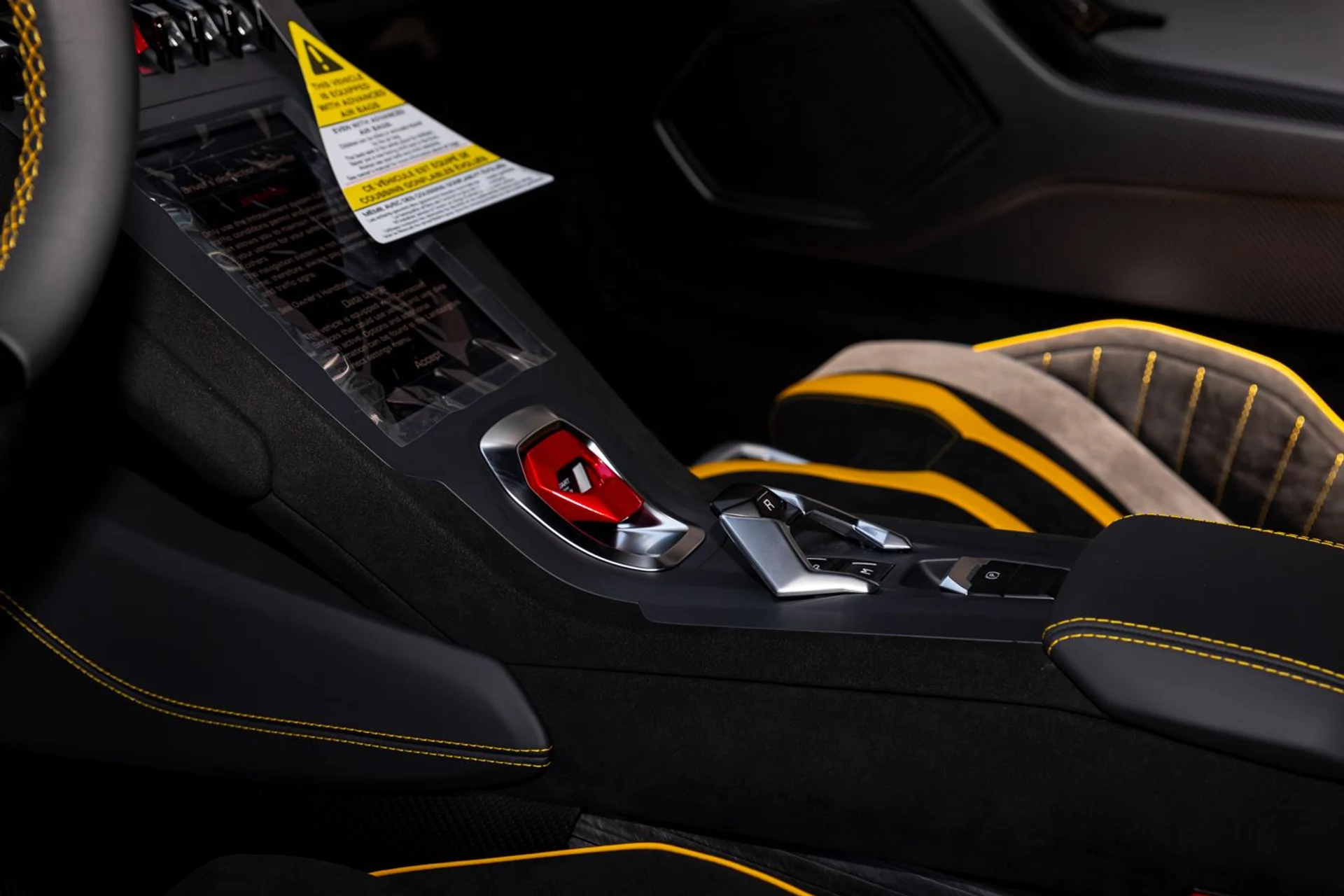 mph031_1362395935_Used_2024_Lamborghini_Huracan_STO_a54d381065