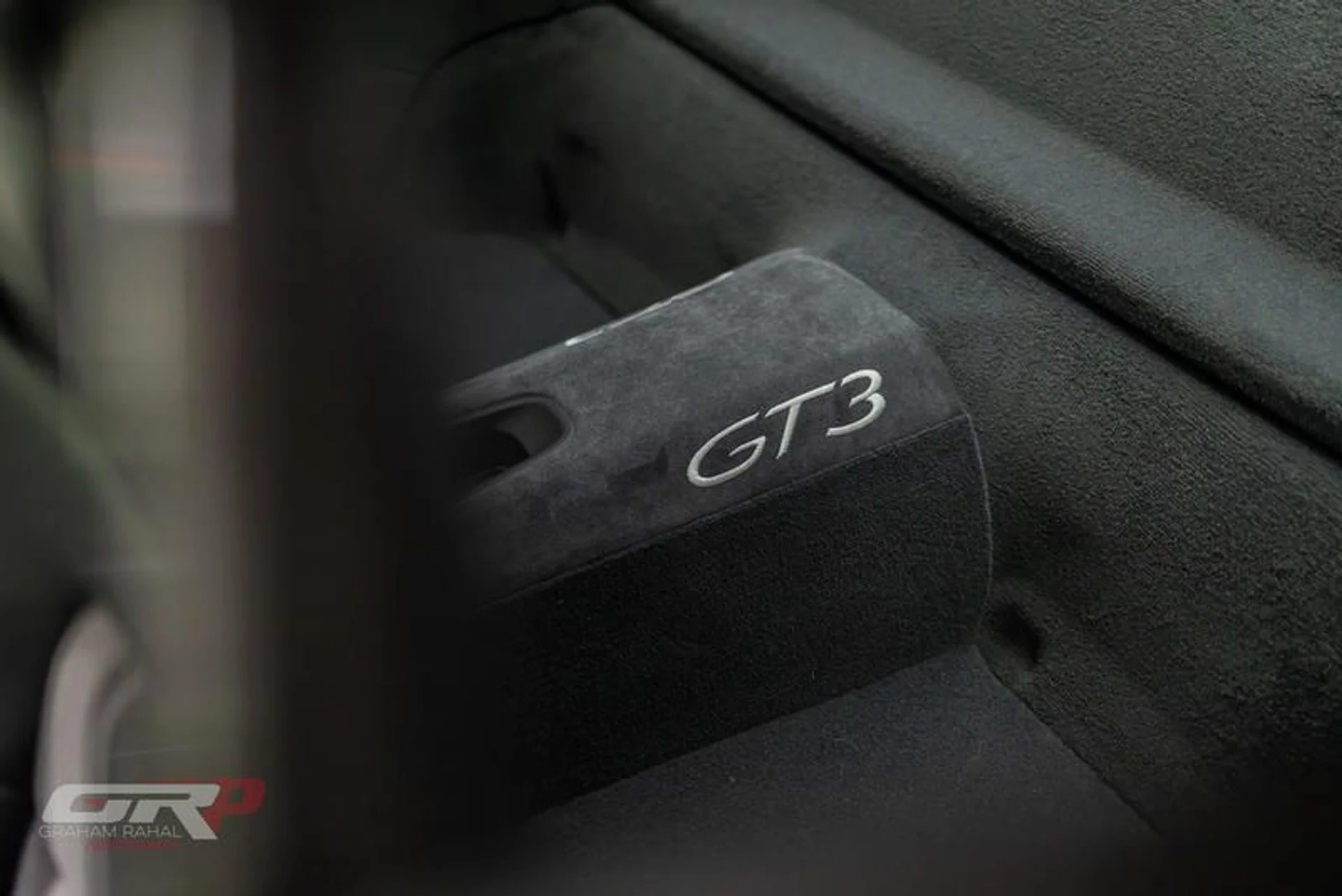 mph031_1362505002_E2843_DAA_A917_43_FF_A8_C1_E43_EB_2092_C74_16f2a5d9c9