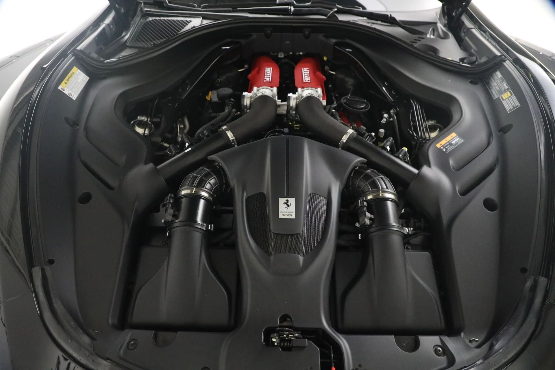 mph031_1364599502_Used_2025_Ferrari_Roma_Spider_1772825700_5a4296d19a