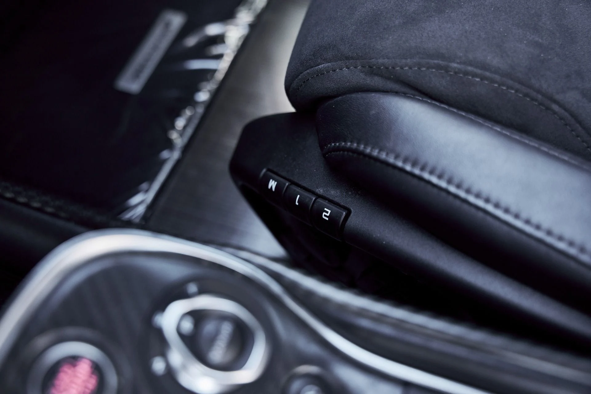 mph031_139147964_Used_2019_Mc_Laren_600_LT_Base_1770430646_09b52802c9