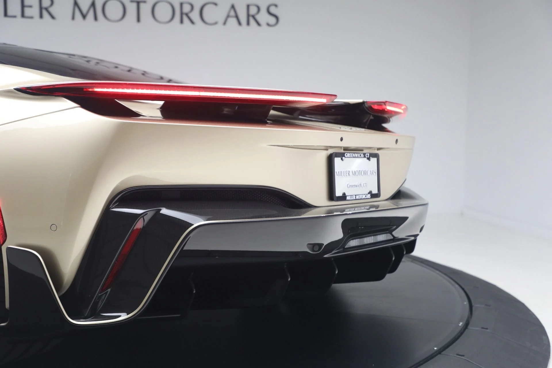 mph031_1395171787_Used_2022_Pininfarina_Battista_1778698893_4176721f55