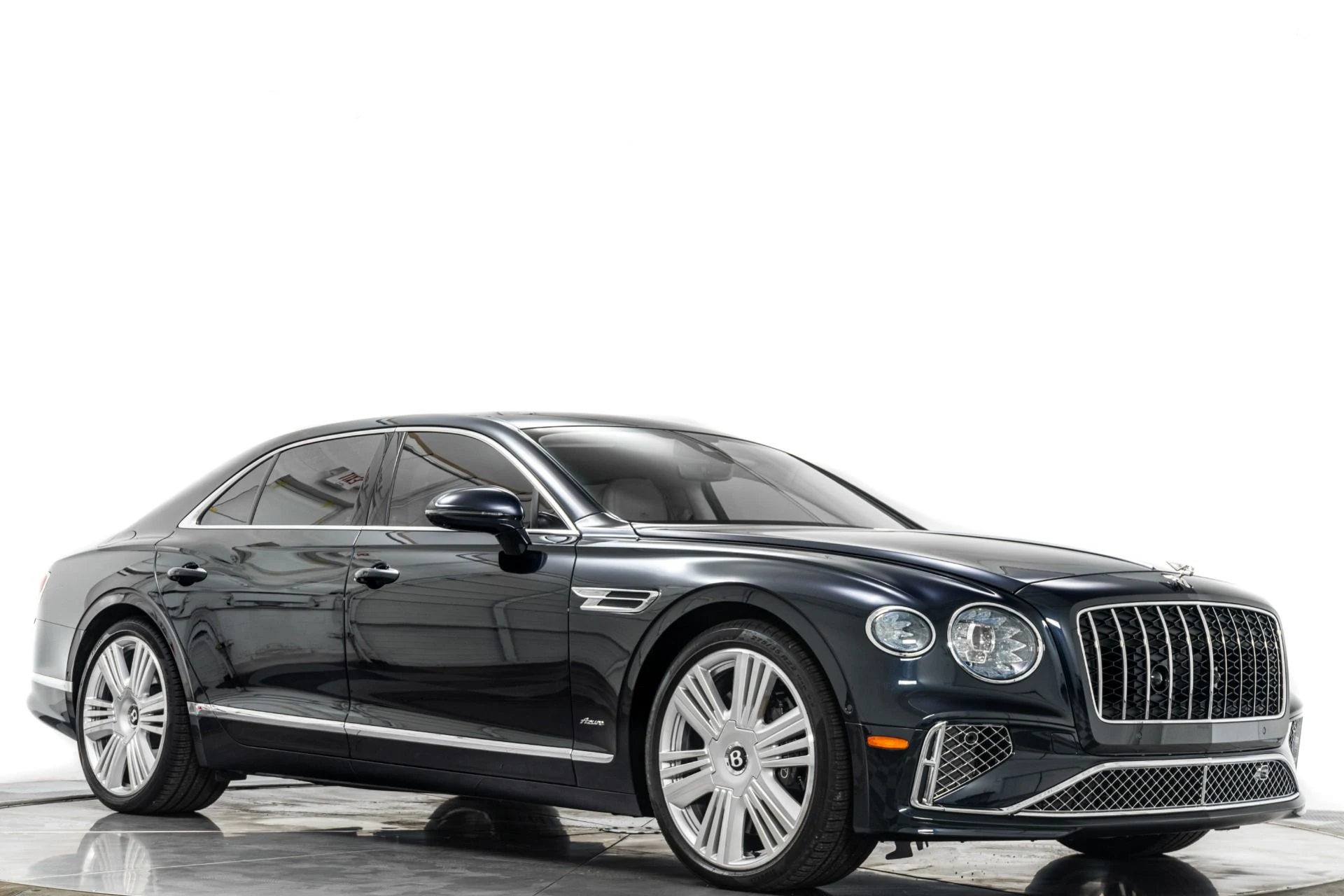 mph031_1405829983_Used_2026_Bentley_Flying_Spur_Azure_Bang_and_Olufsen_Audio_Mulliner_Driving_Specification_1778702450_8fcd85dbb7