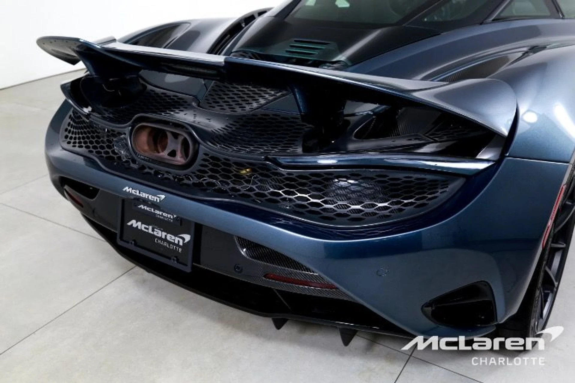 mph031_1406377809_Used_2024_Mc_Laren_750_S_c228ba8914