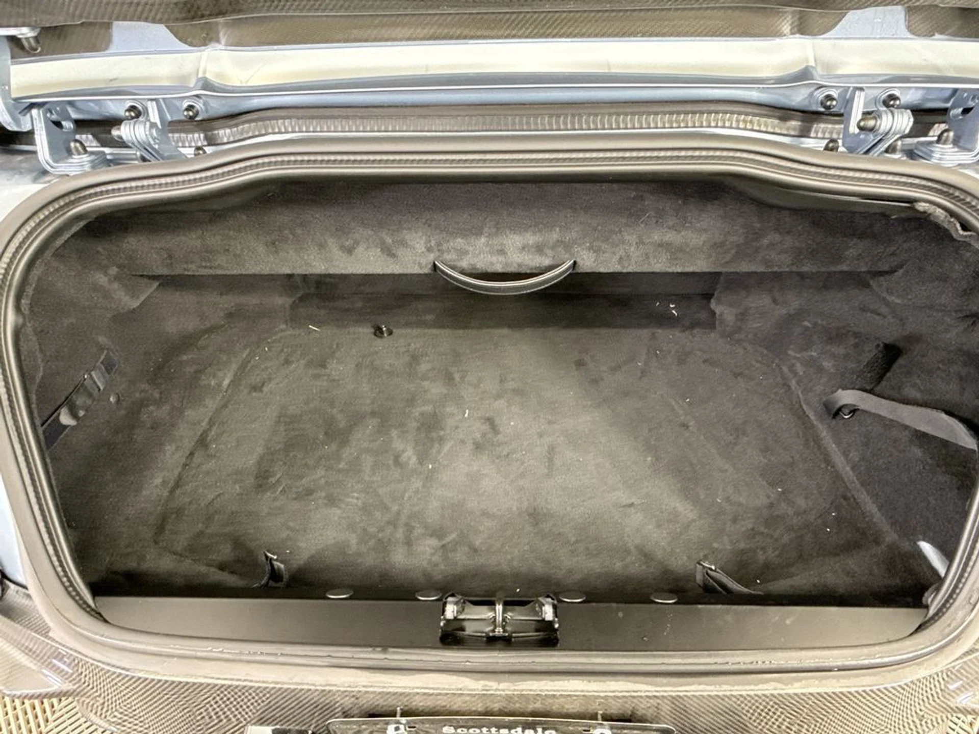 mph031_1421220079_used_2021_aston_martin_dbs_superleggeravolante_8119_22994396_32_1024_016a964987