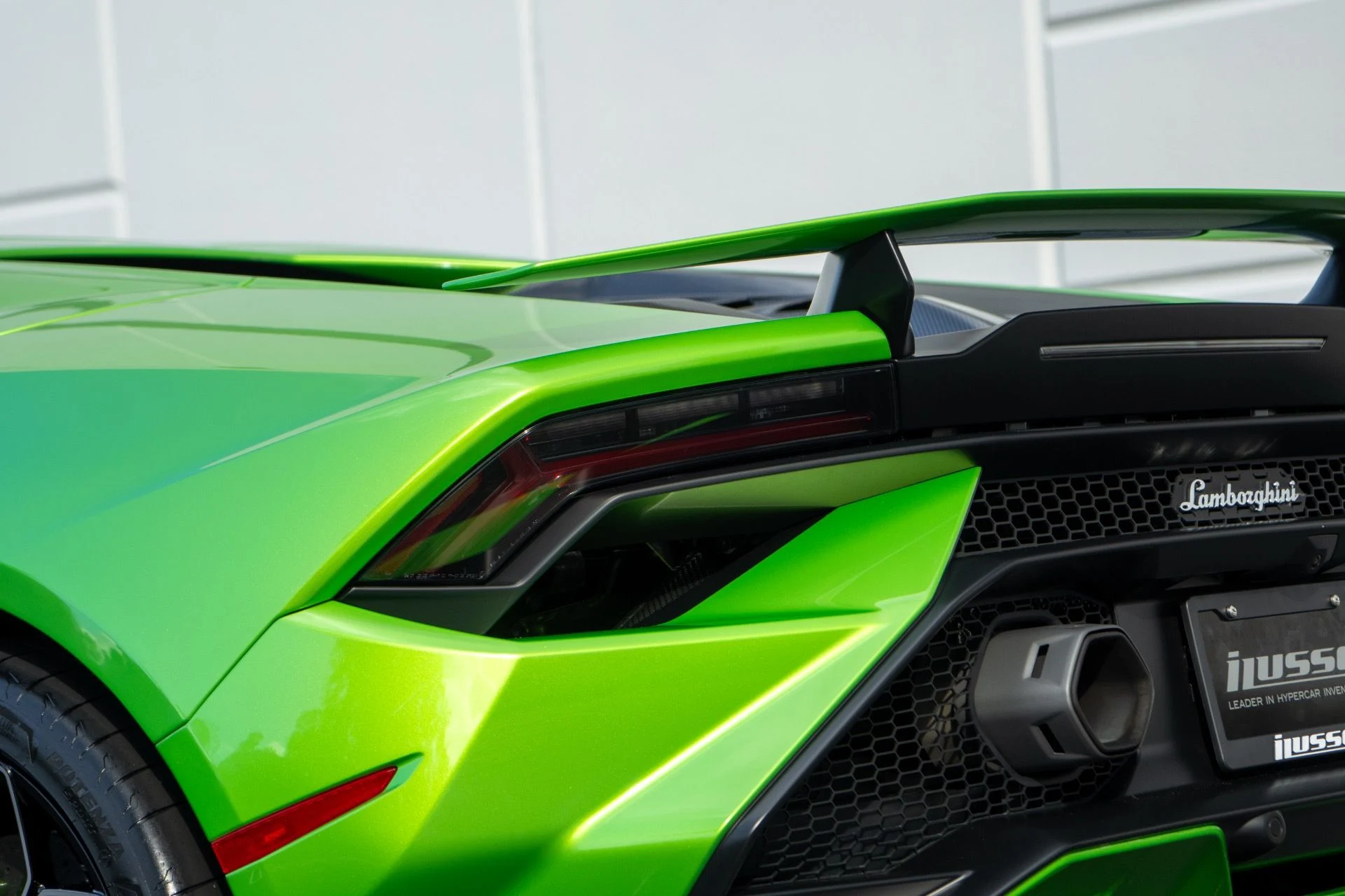 mph031_1423827844_Used_2023_Lamborghini_Huracan_Tecnica_1761058582_39ed9d3895