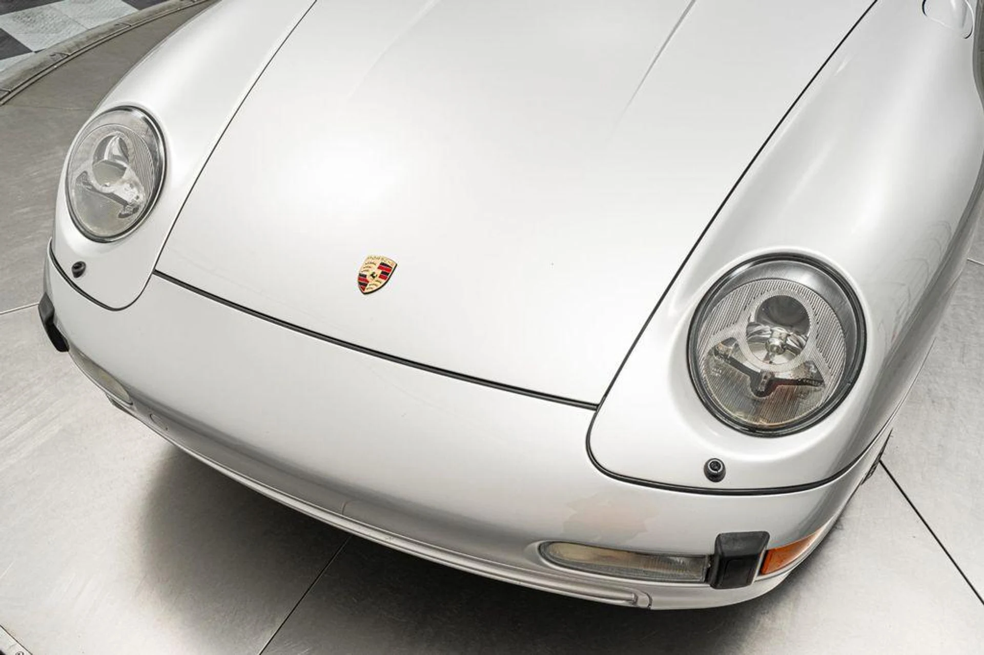 mph031_1426989011_B_Rfurq_QJYM_4d_KQ_c8_Lill8ft_Ups_1ff8d63407