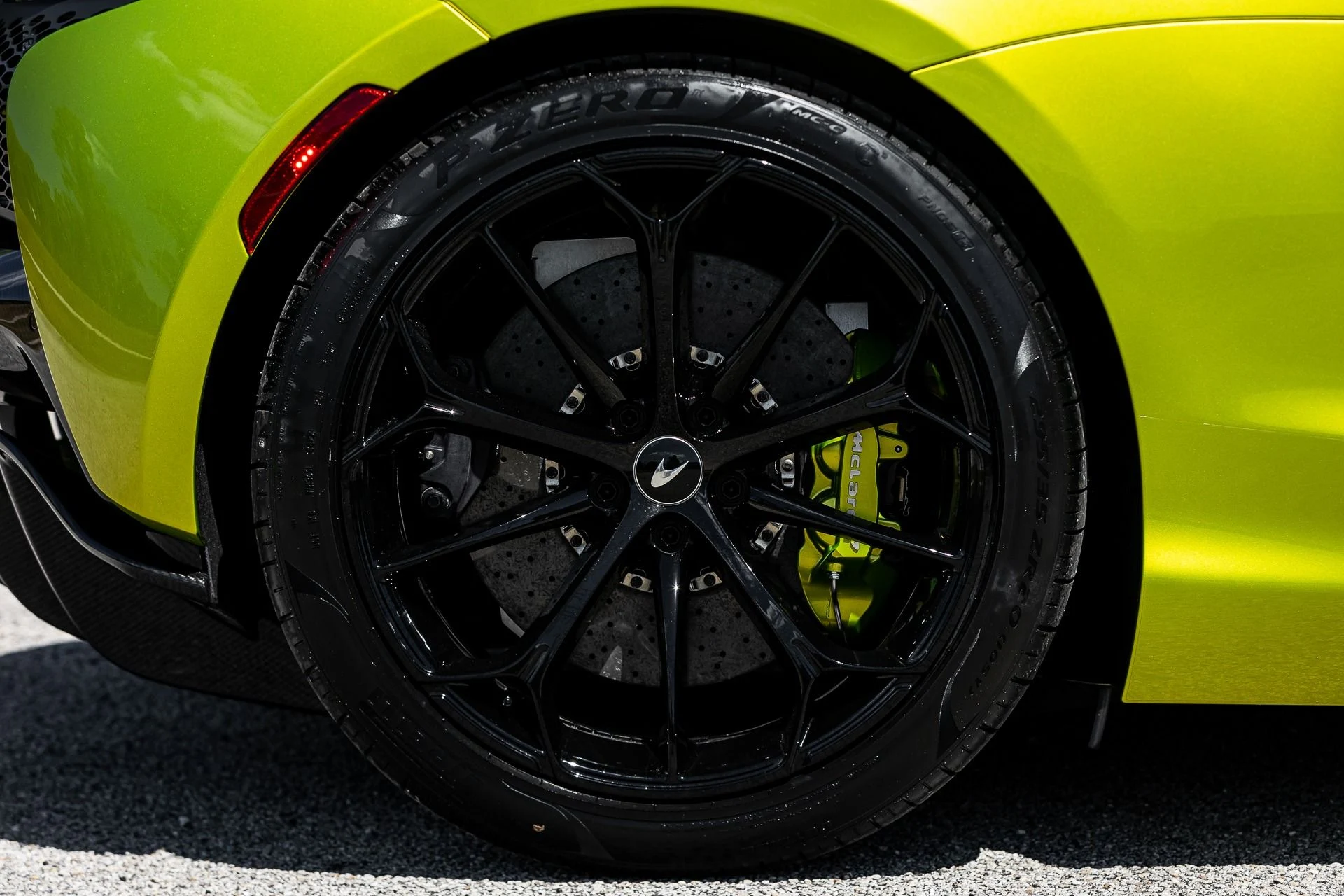 mph031_1479884632_287_p32_l_06506dd20f