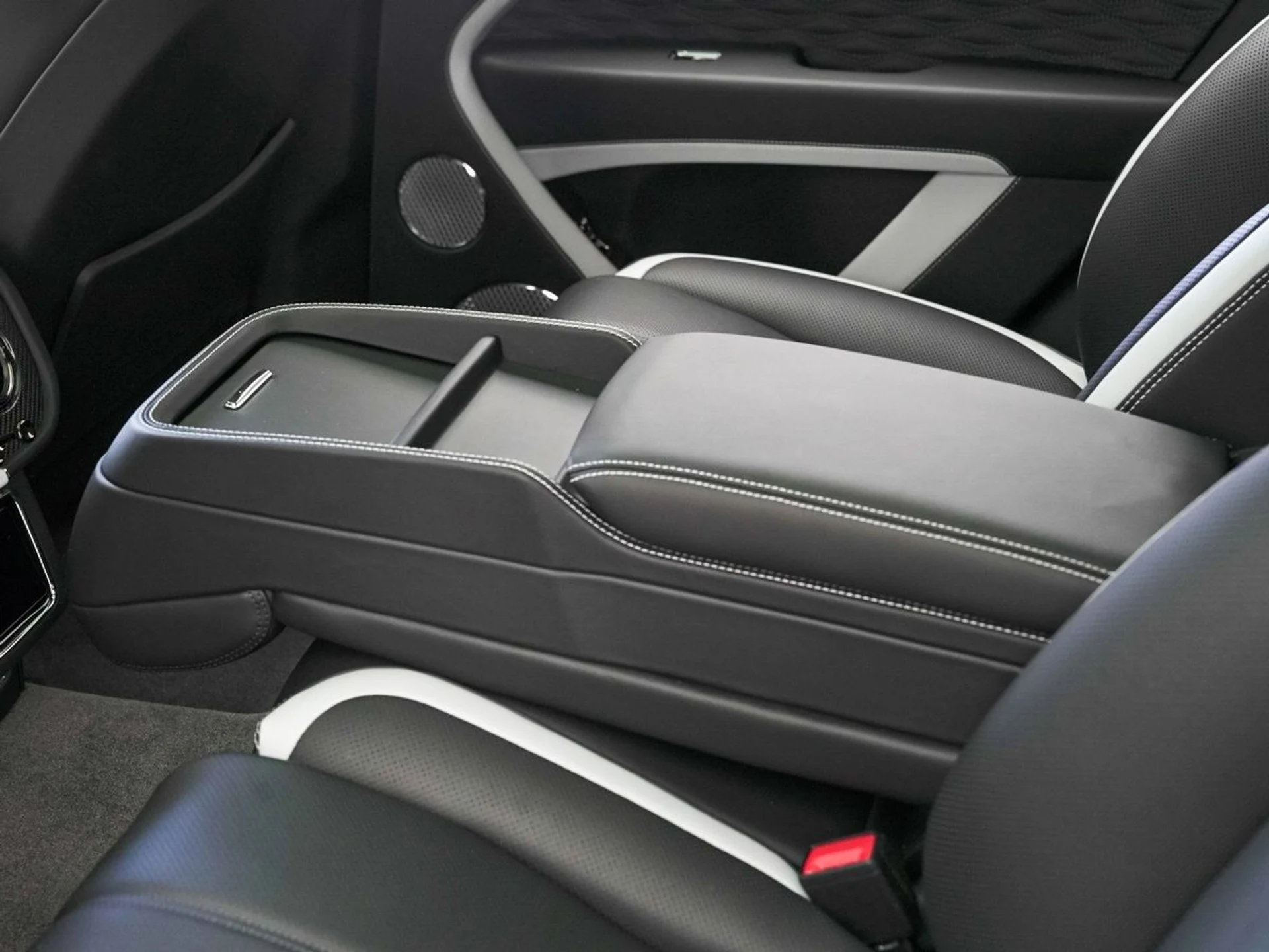 mph031_1481237225_58heyqg7xvwaxk8t4ea4n3s2qd37_bcd95d2225