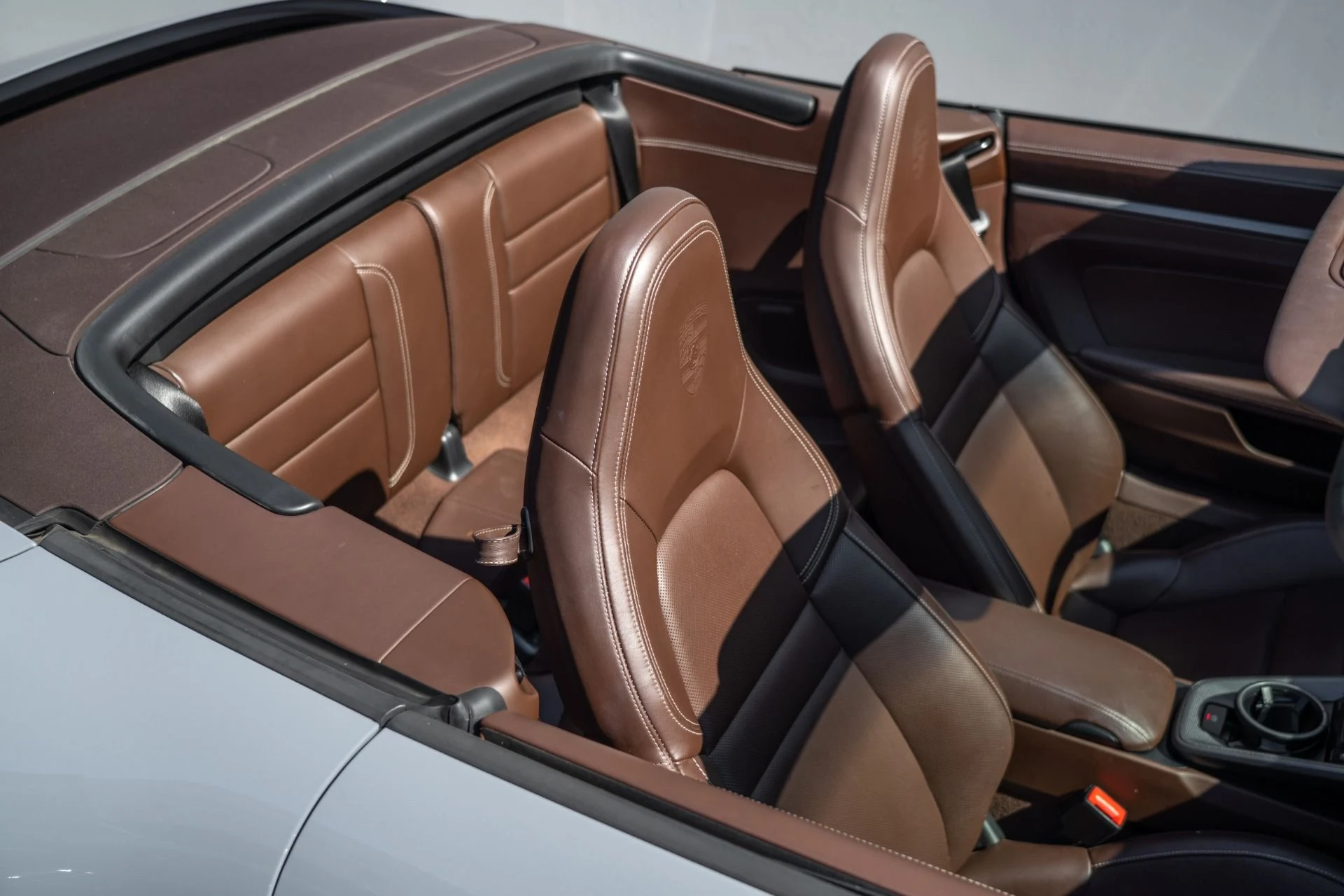 mph031_1487512095_Used_2024_Porsche_911_Carrera_1761087383_f89604068d