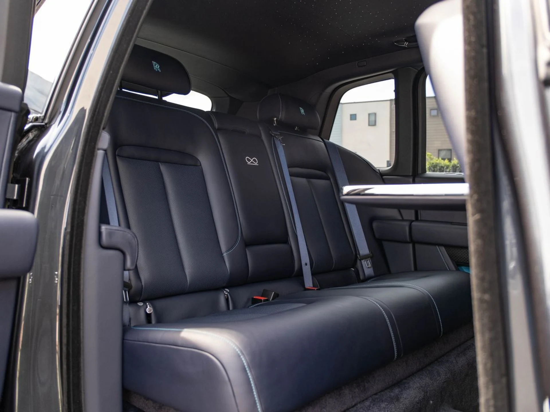 mph031_1489655517_ece11f4b3522323da754f8f9a26f5c9cx_7a645870af