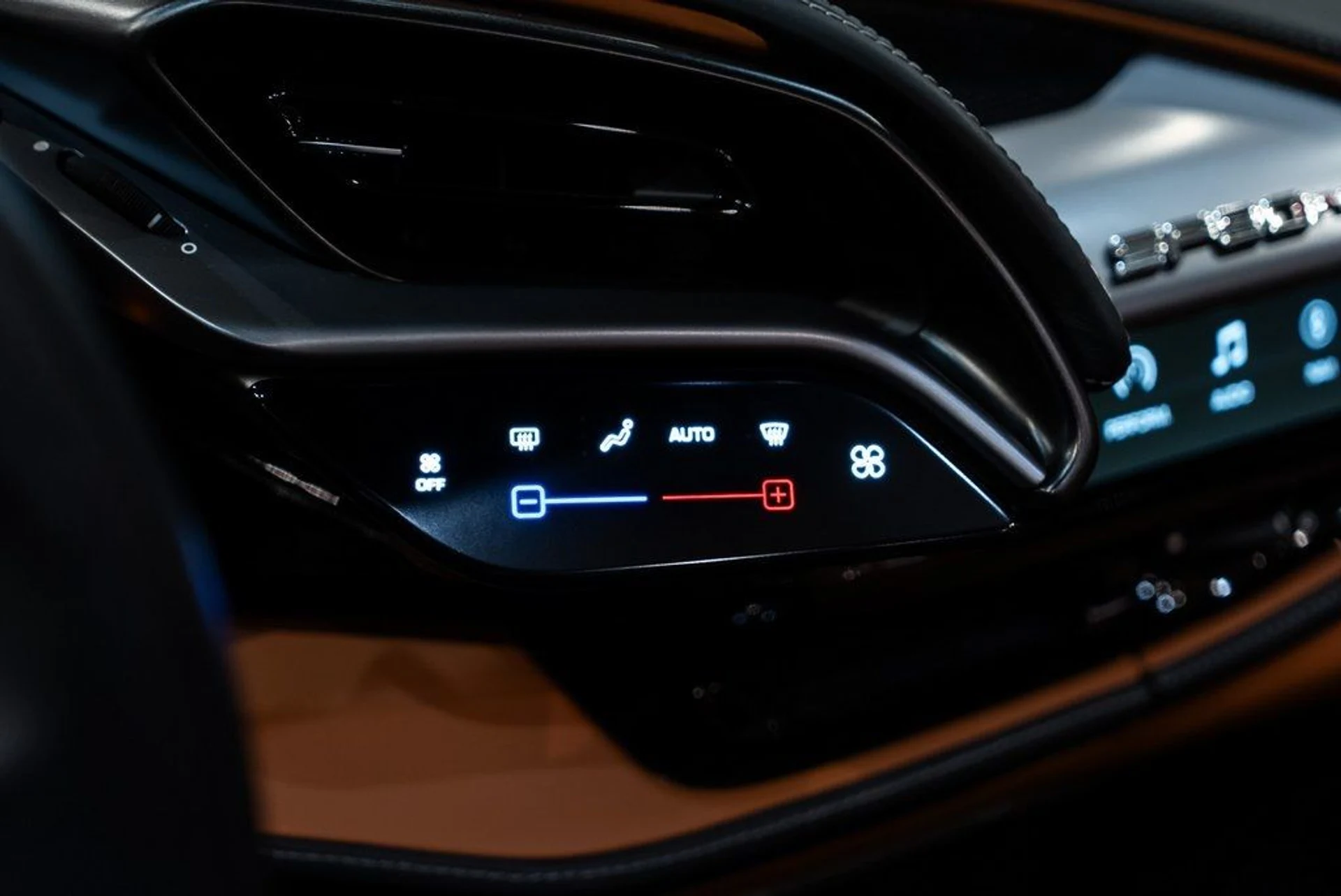 mph031_1498315742_083fa25e21f1181c96d9d369763a093e_f002917bee