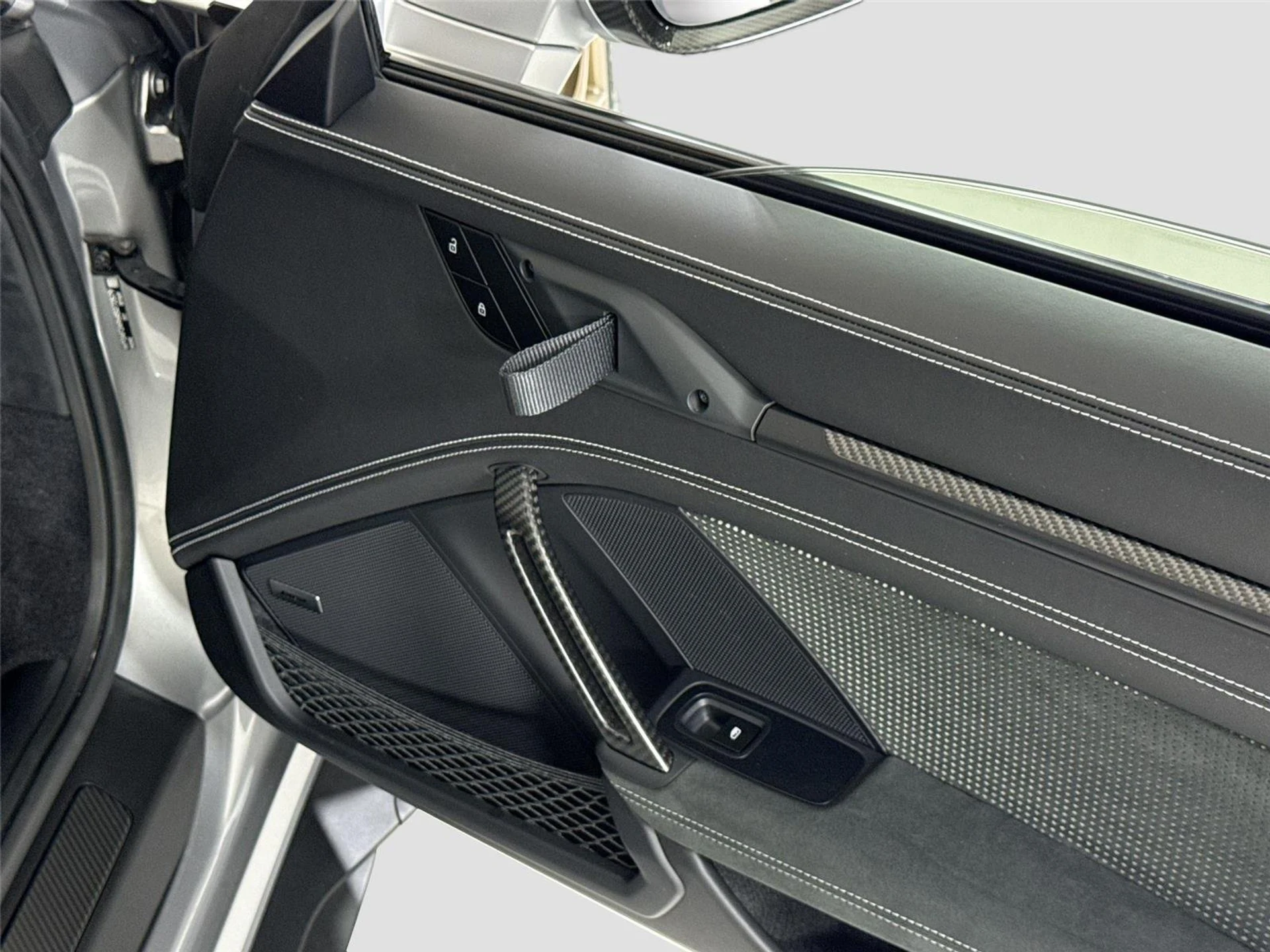 mph031_1509216286_ba9aaa5b6a694e43051eff420621e31d_913f6e4f79