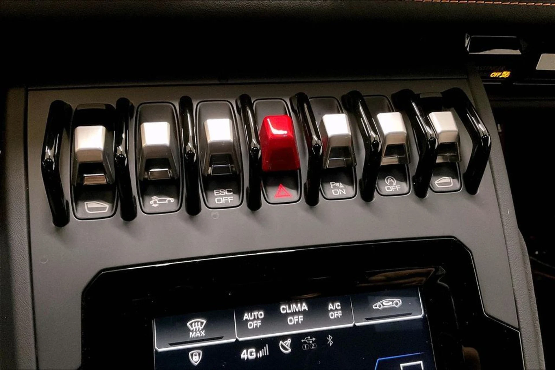 mph031_1515951187_b05db8b4c51ad2de720bff7072afecd8x_d0c823e25f