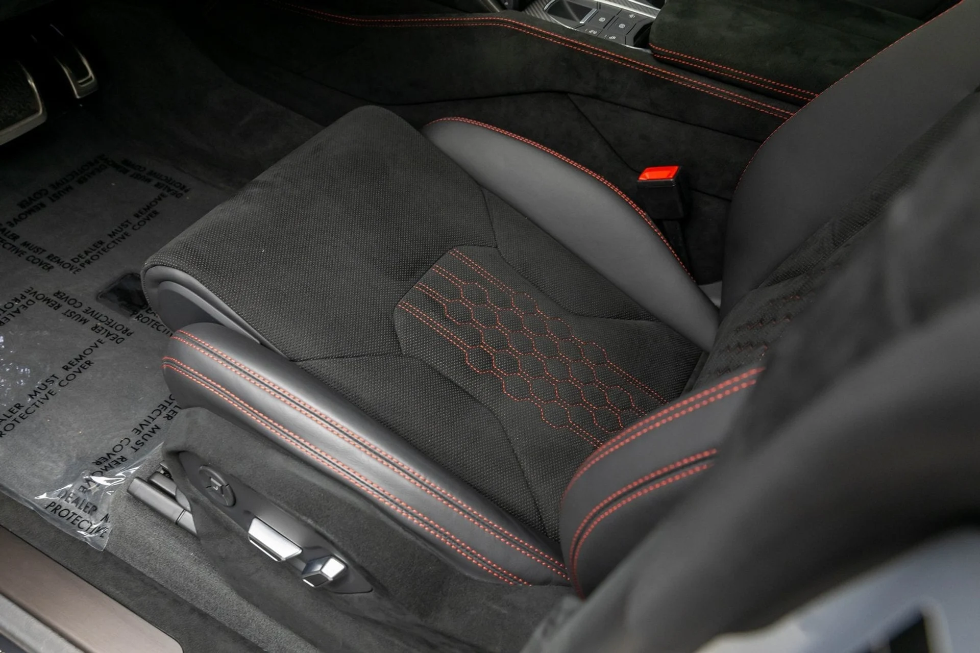 mph031_1525748479_32_d883a2b389