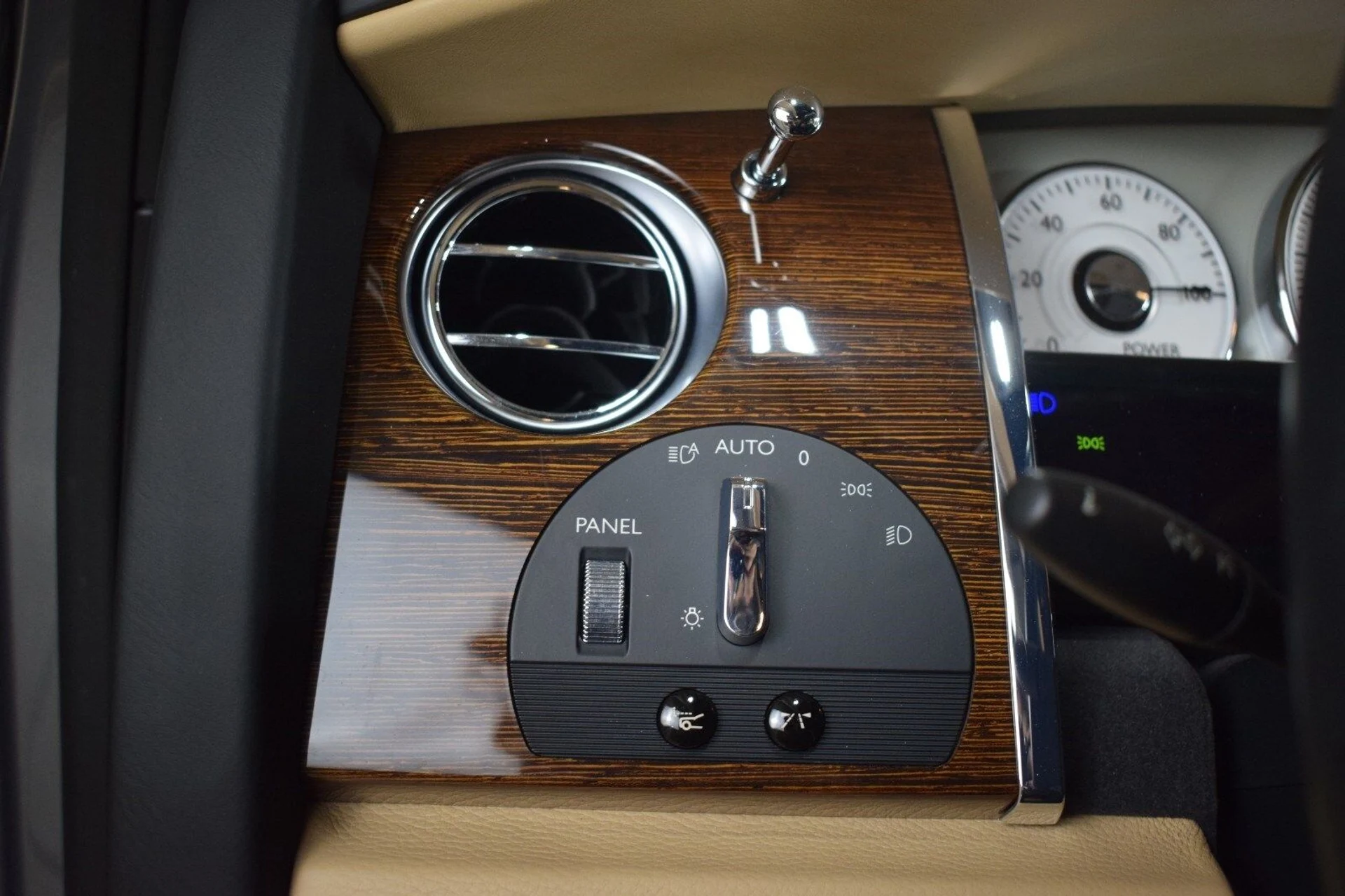 mph031_1536930920_dd9f06f2cd90cca8c2c655d4993c08a9x_43b3f22371