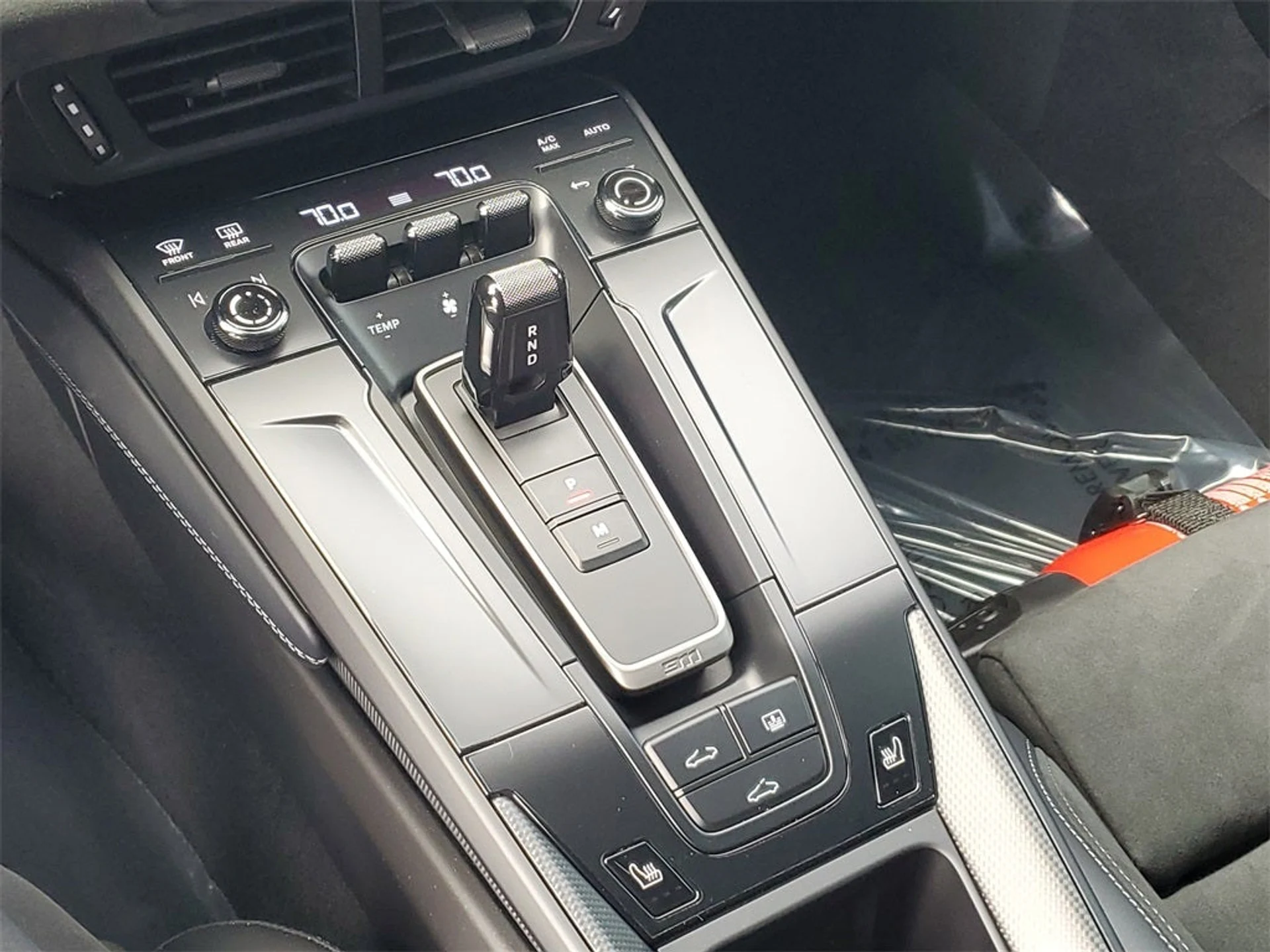 mph031_1549033540_32_bde8992356