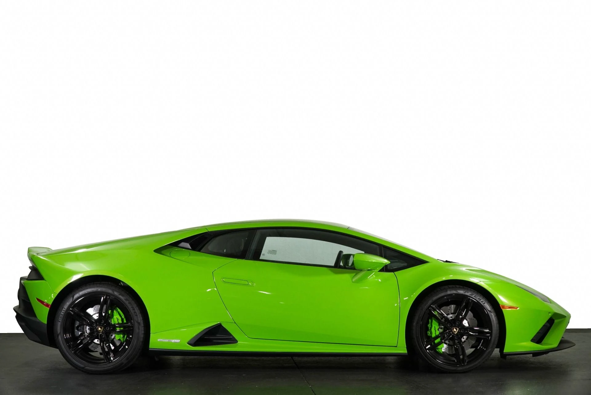 mph031_1555506312_Used_2022_Lamborghini_Huracan_EVO_1774468302_05a2003987