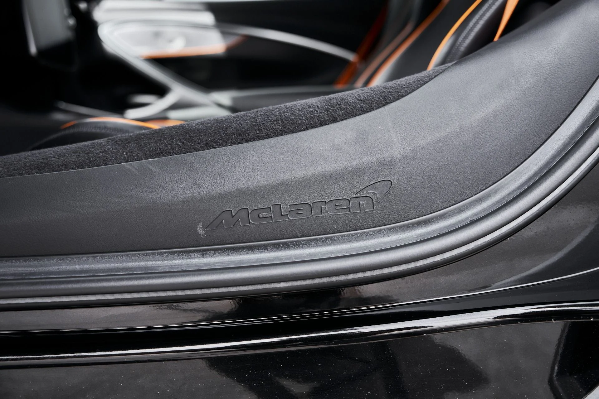 mph031_1557069785_Used_2024_Mc_Laren_Artura_1775583352_db468fbd7c