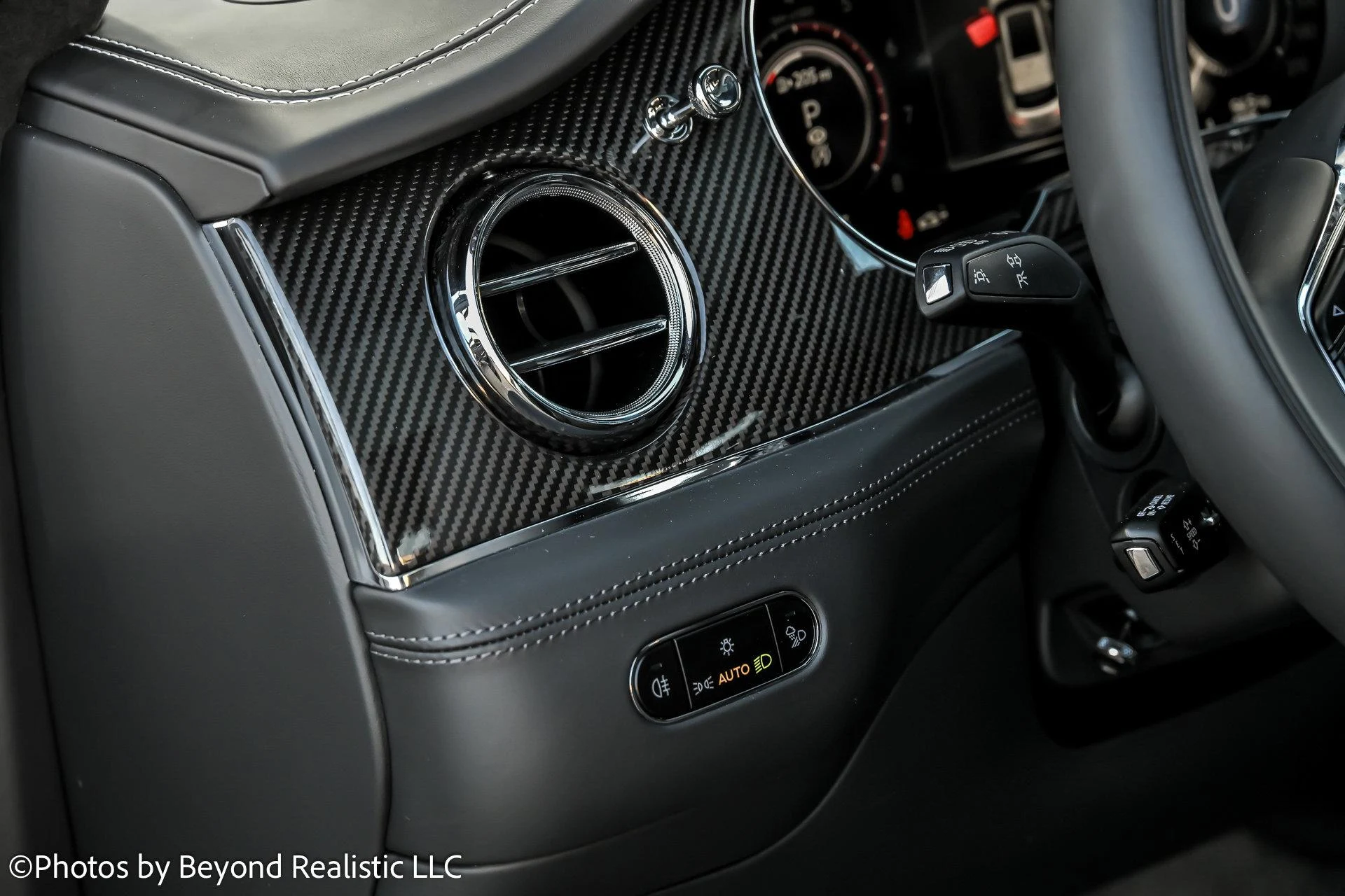 mph031_1559767355_Used_2019_Bentley_Bentayga_V8_1764407884_840f2a6ba0