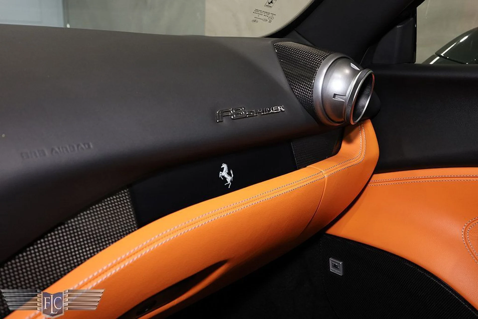 mph031_1561309105_used_2023_ferrari_f8_spider_convertible_9689_22975625_32_1024_4f78b1fa2c