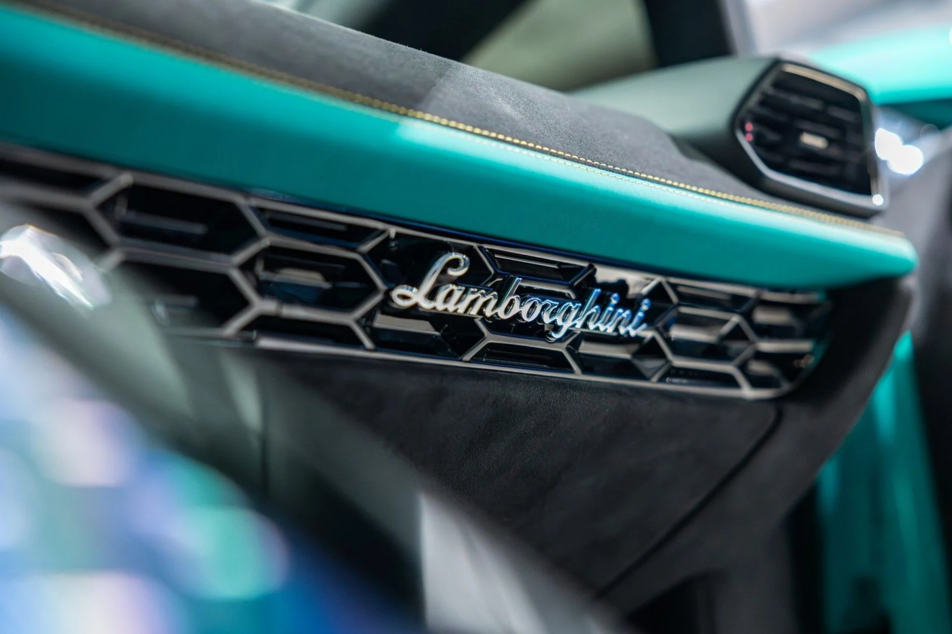 mph031_1564494324_Uw_fd06626c5f