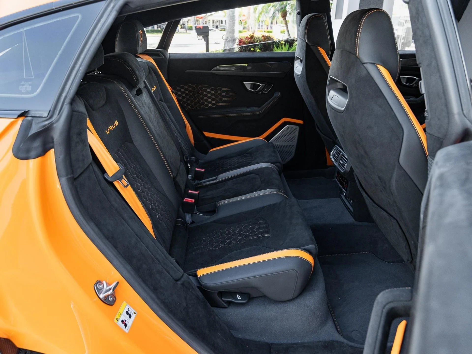 mph031_15673812_Used_2023_Lamborghini_Urus_Performante_1769095140_302f79b865